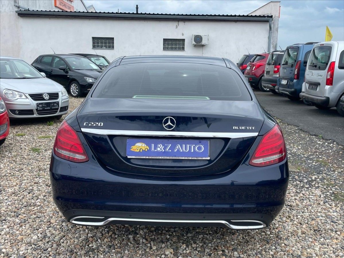 Mercedes-Benz Třídy C, 2,2 220 CDi - fotka 5