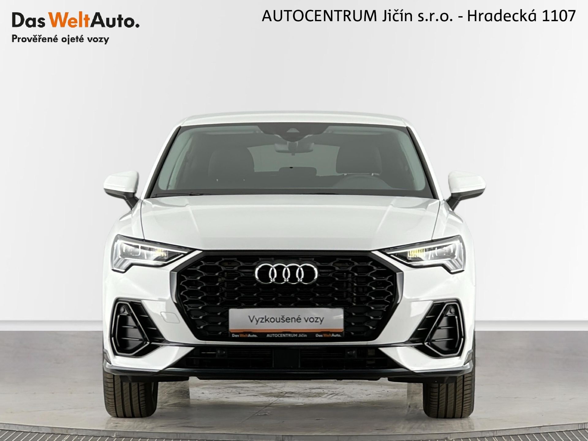 Audi Q3, Sportback S-Line 1.5 TSI 110kW - fotka 4