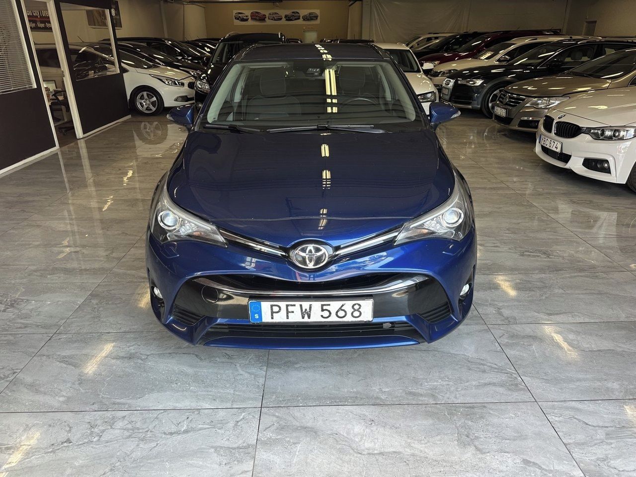 Toyota Avensis, 1.8 Active Kamera - fotka 4
