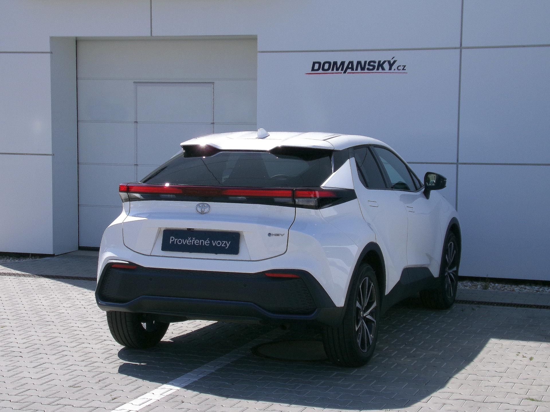Toyota C-HR, STYLE 1,8 HEV 103kW AT - fotka 3