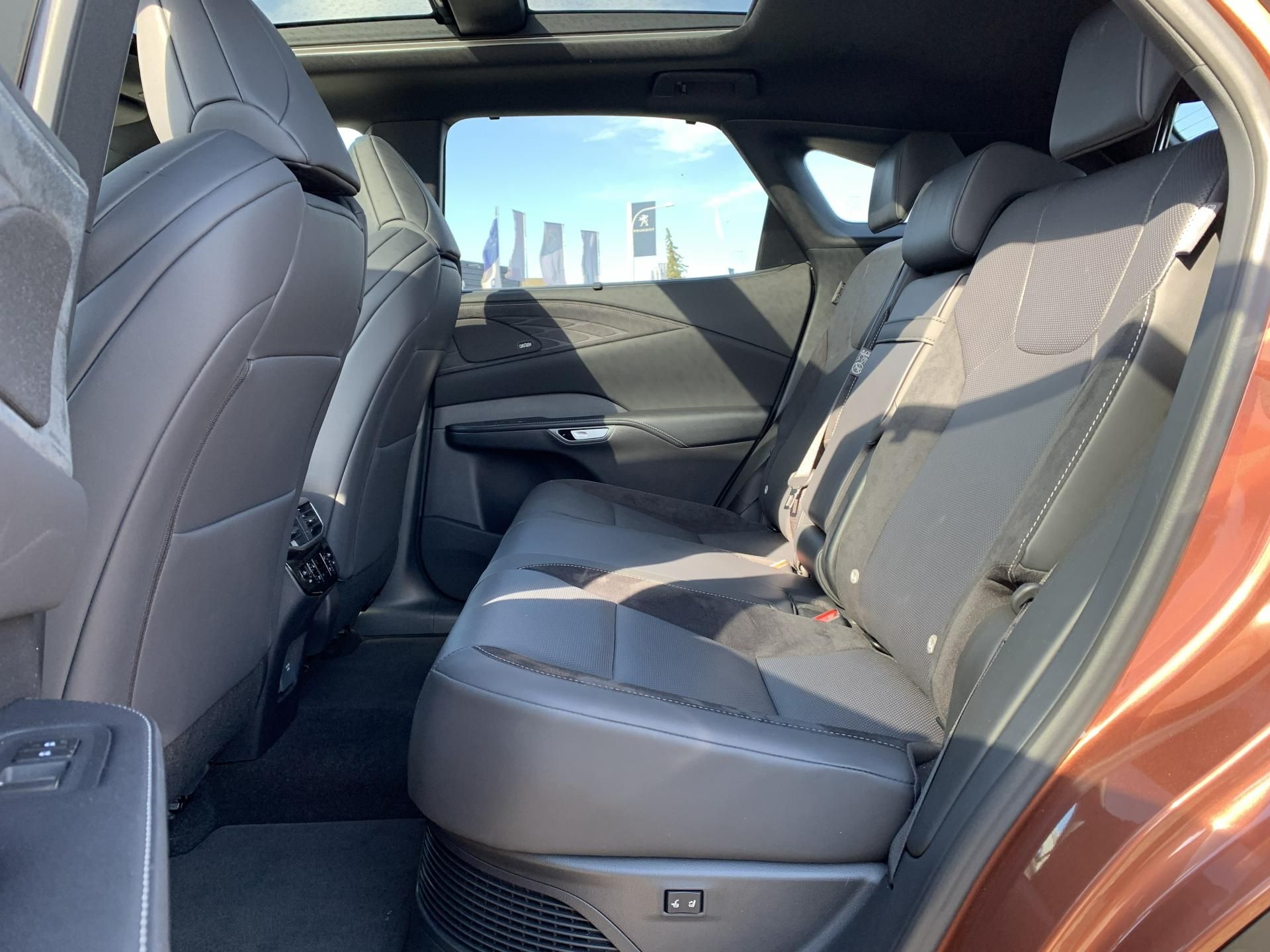 Lexus RX 500h, F SPORT PLUS HEV 2.4 273kW 4x4 - fotka 6