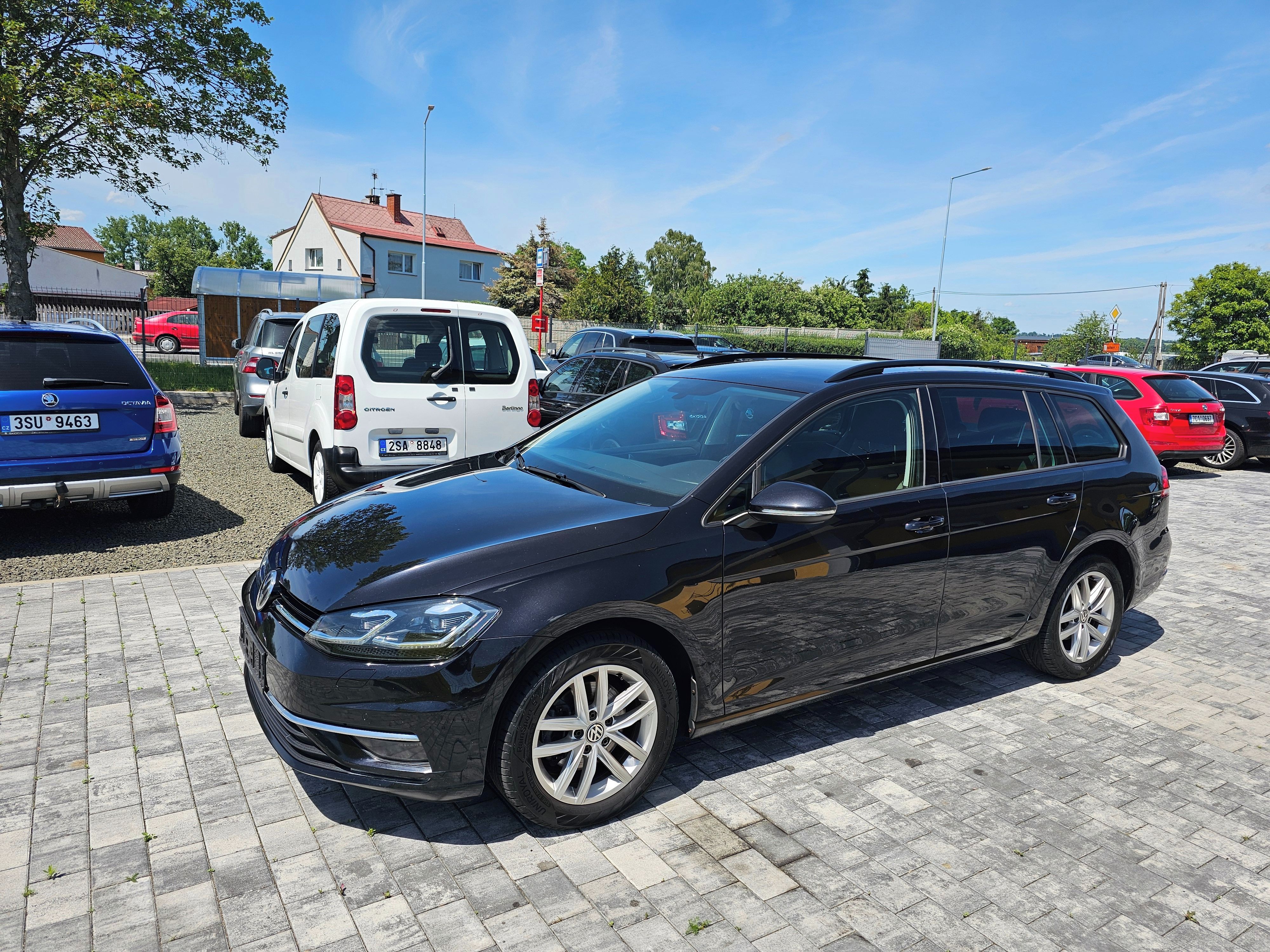 Volkswagen Golf, 2.0 TDI 110kw - fotka 4