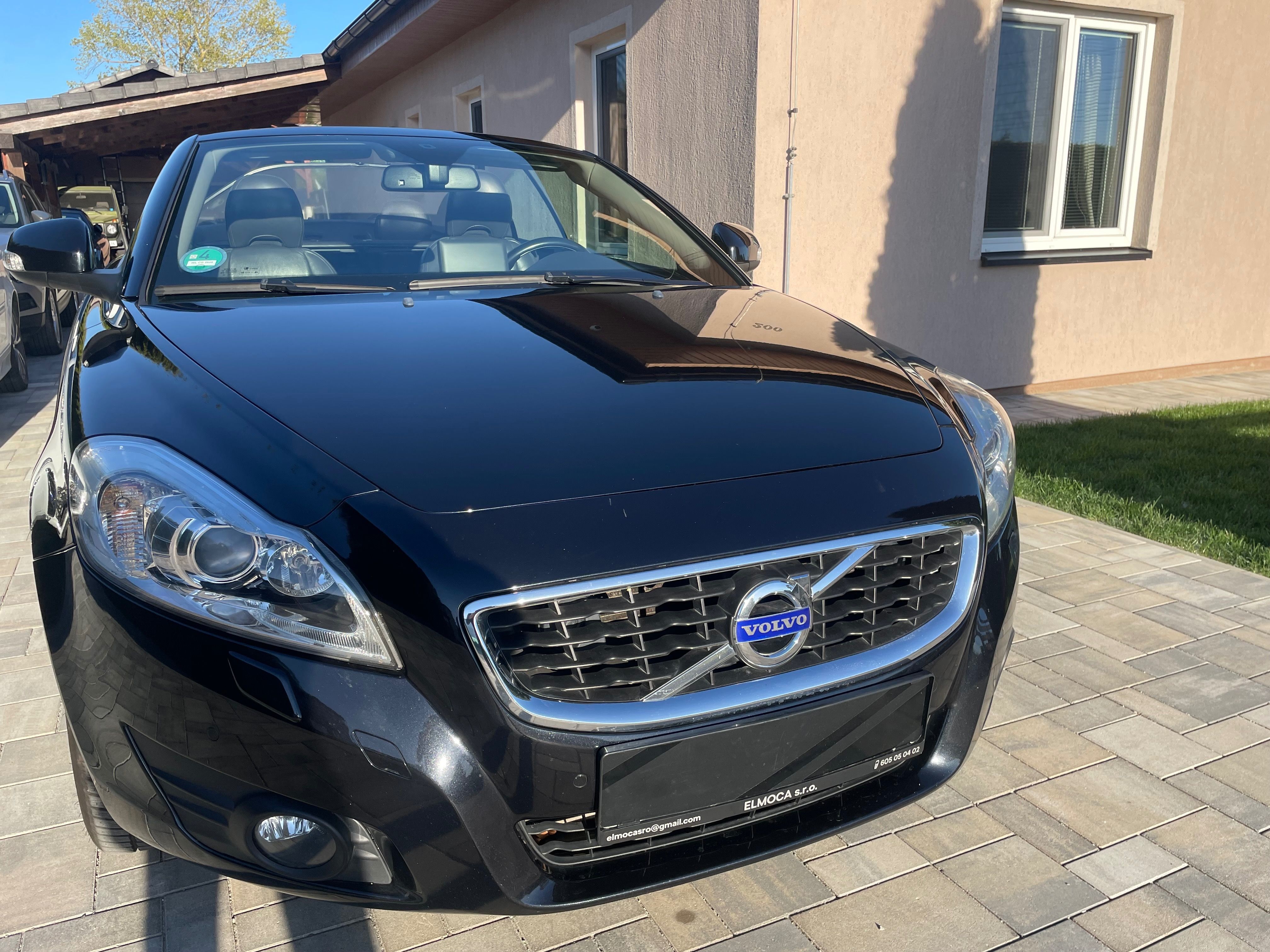 Volvo C70, 2.0d 5válec automat 130kW - fotka 2