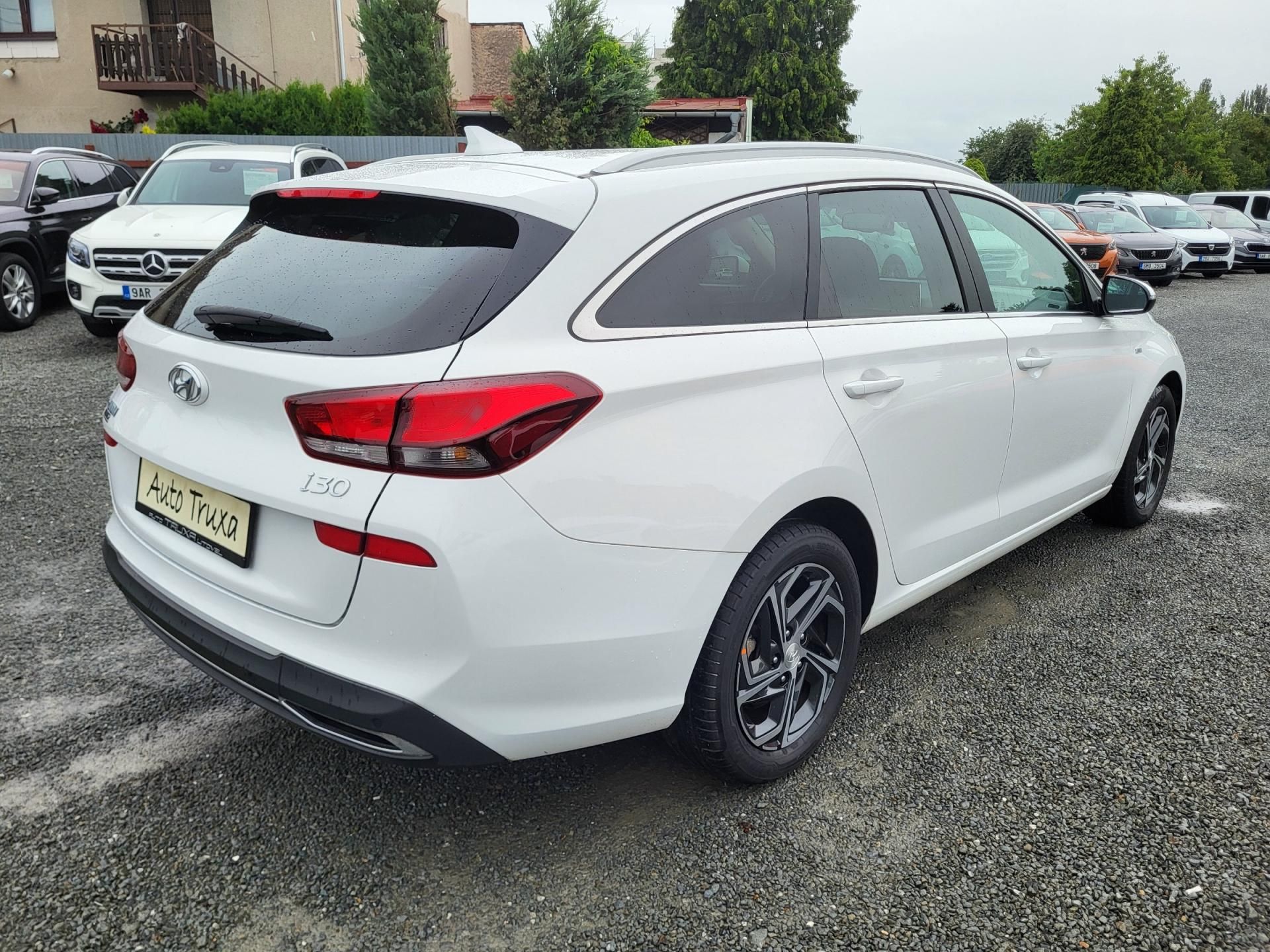 Hyundai i30, WG 1.5 T-GDI 118kW SMART *ČR - fotka 4