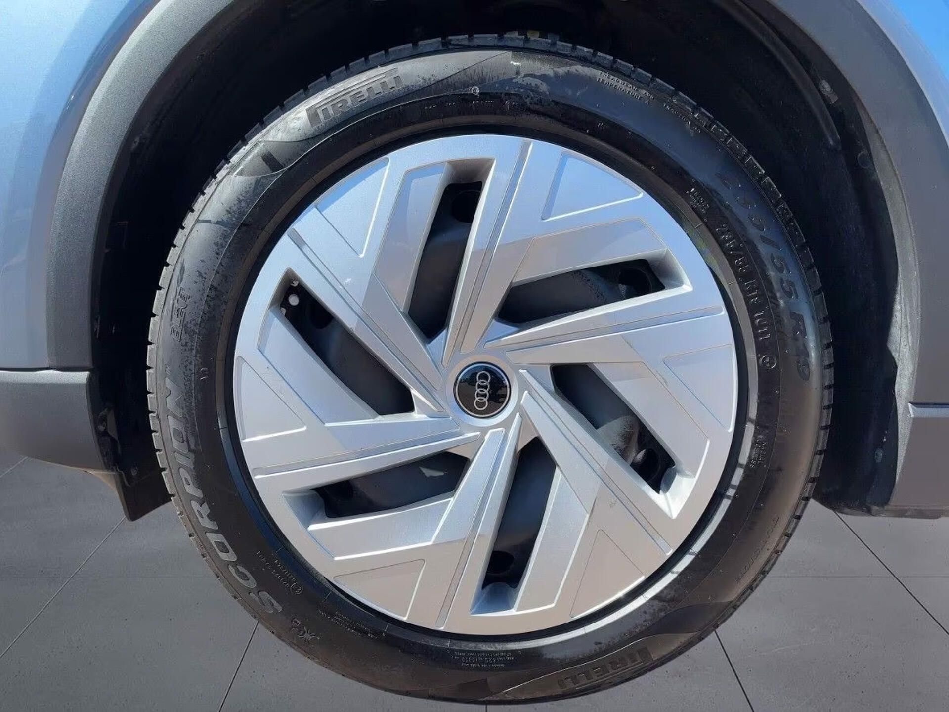 Audi Q4 e-tron, 40 Sportback - fotka 5
