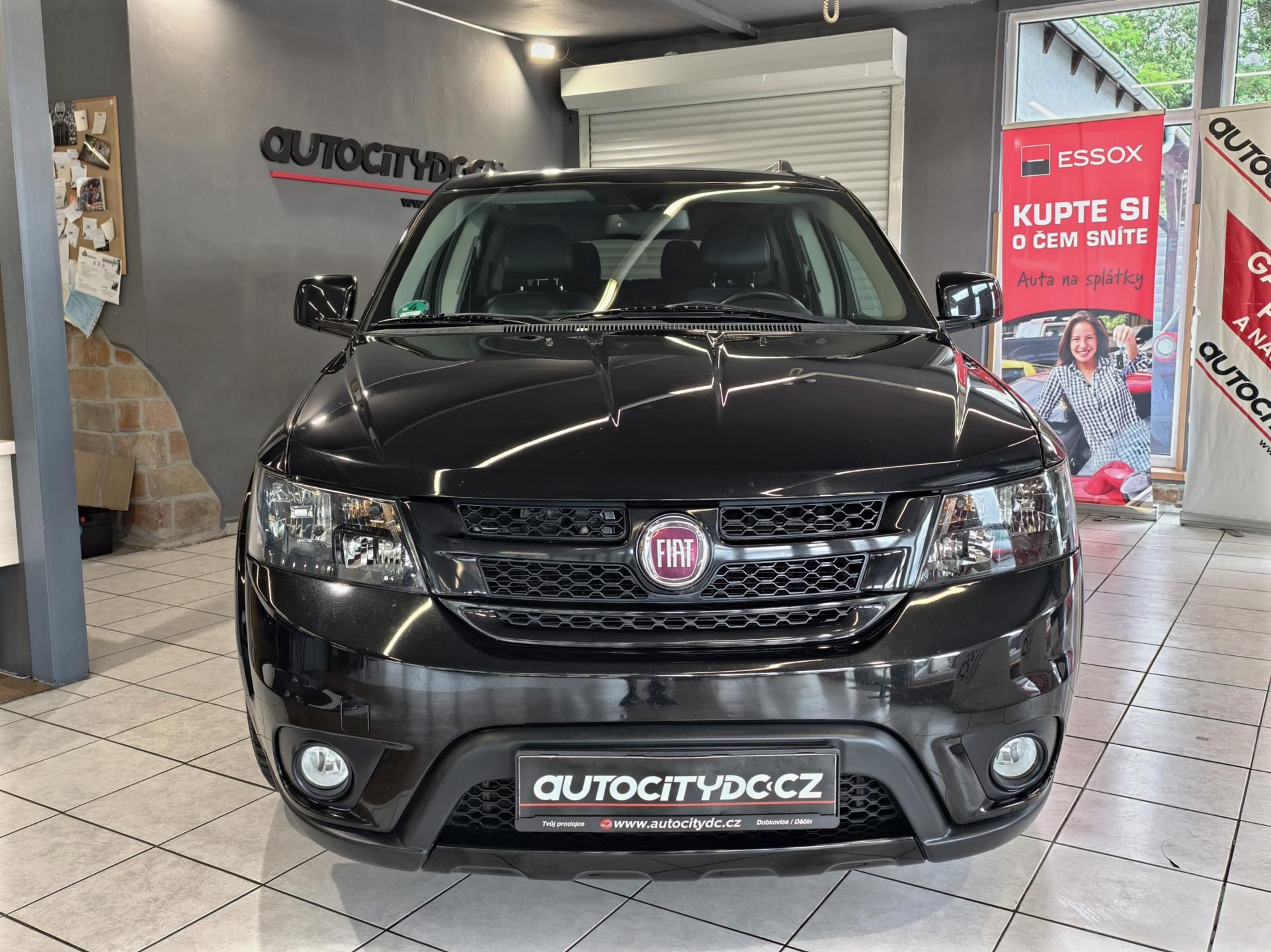 Fiat Freemont, 2.0 MJT 125kW 7MÍST BLACK CODE - fotka 2