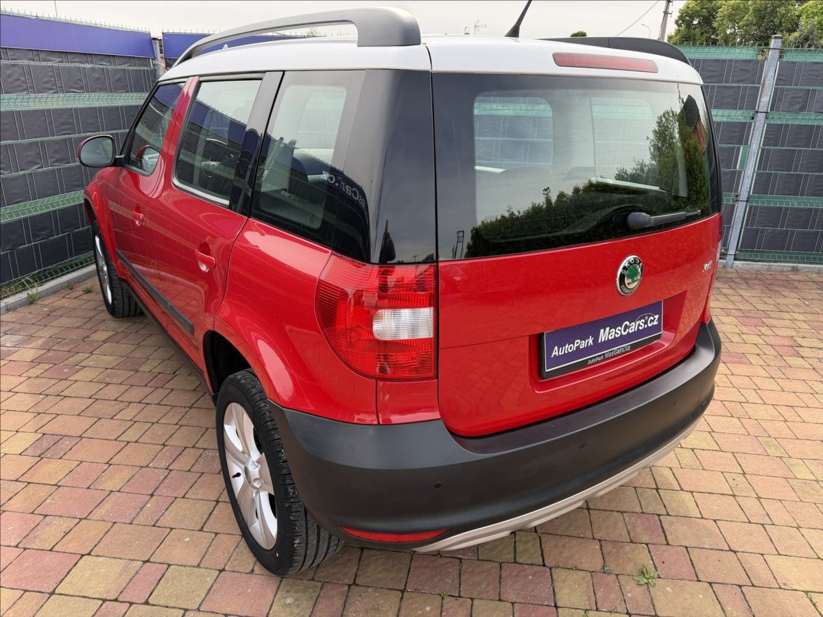 Škoda Yeti, 1.2 TSI Ambition - fotka 6