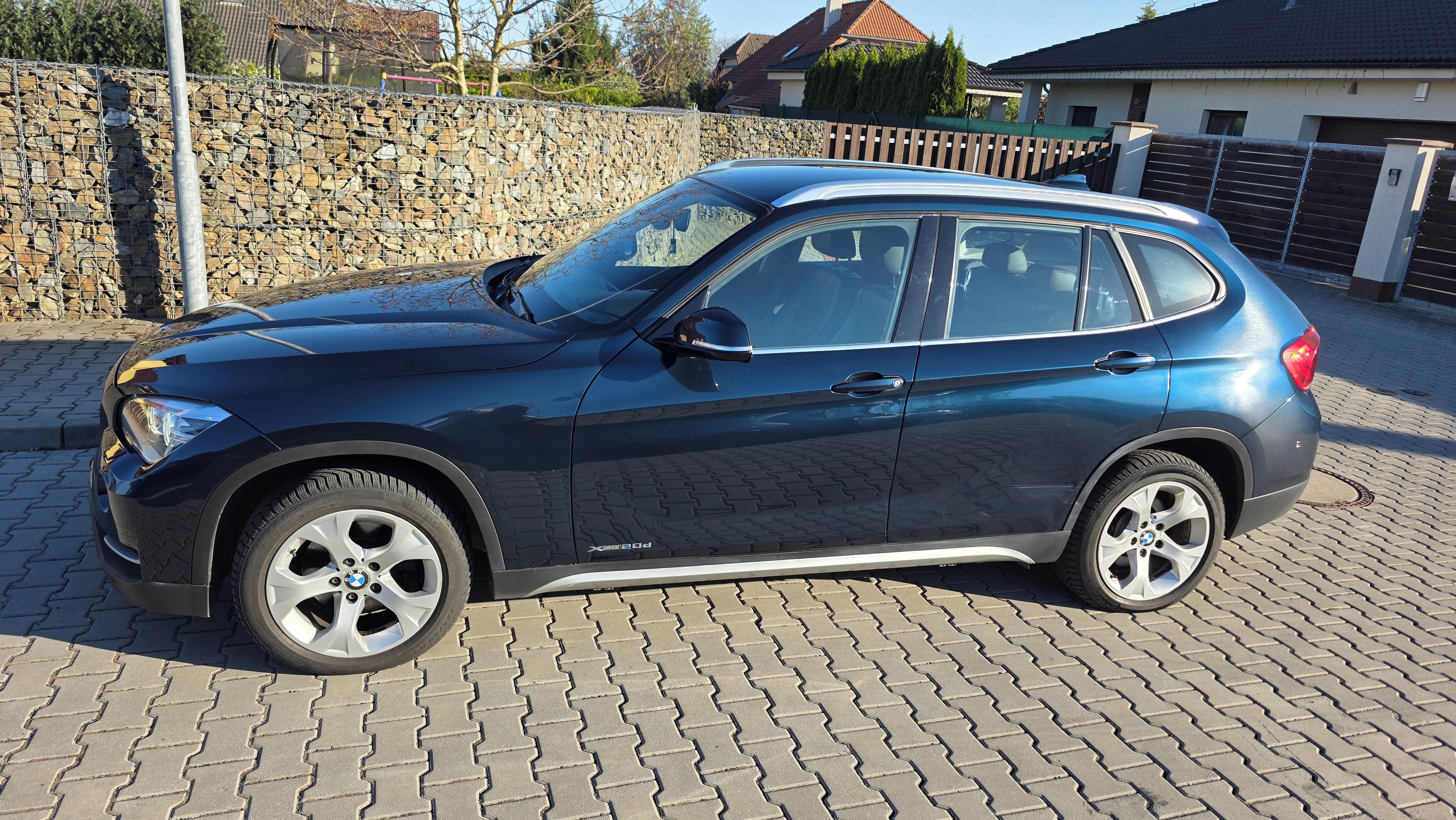 BMW X1, 2.0 - fotka 4