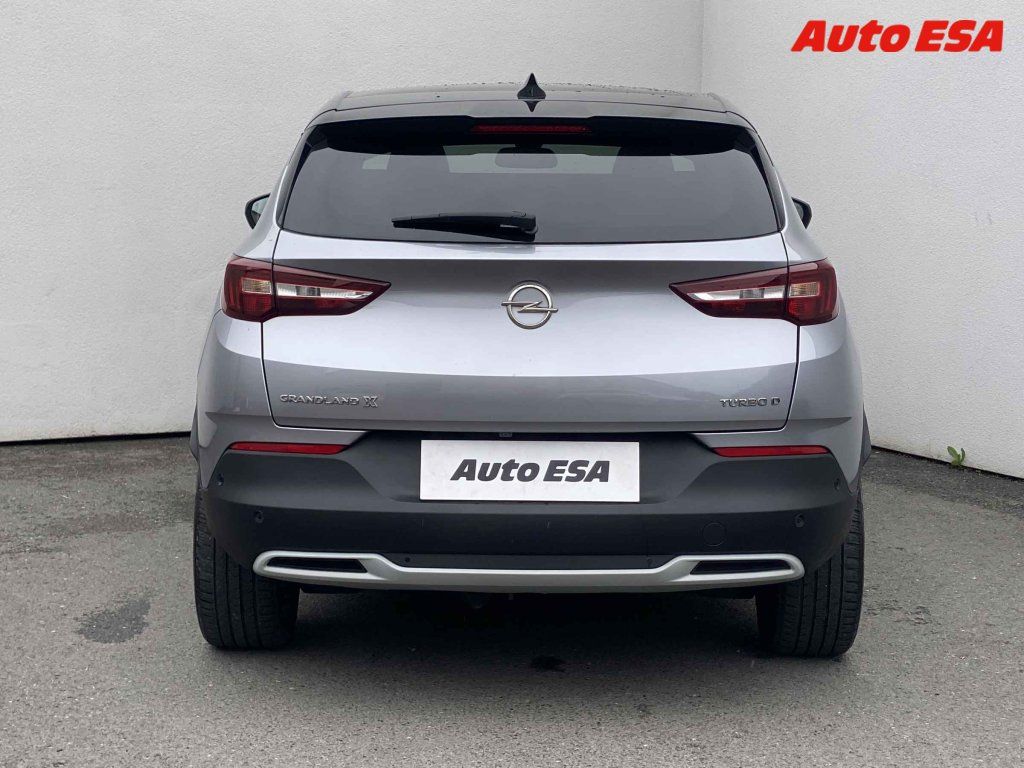 Opel Grandland X, 1.5 CDTi,navi,+kola - fotka 5
