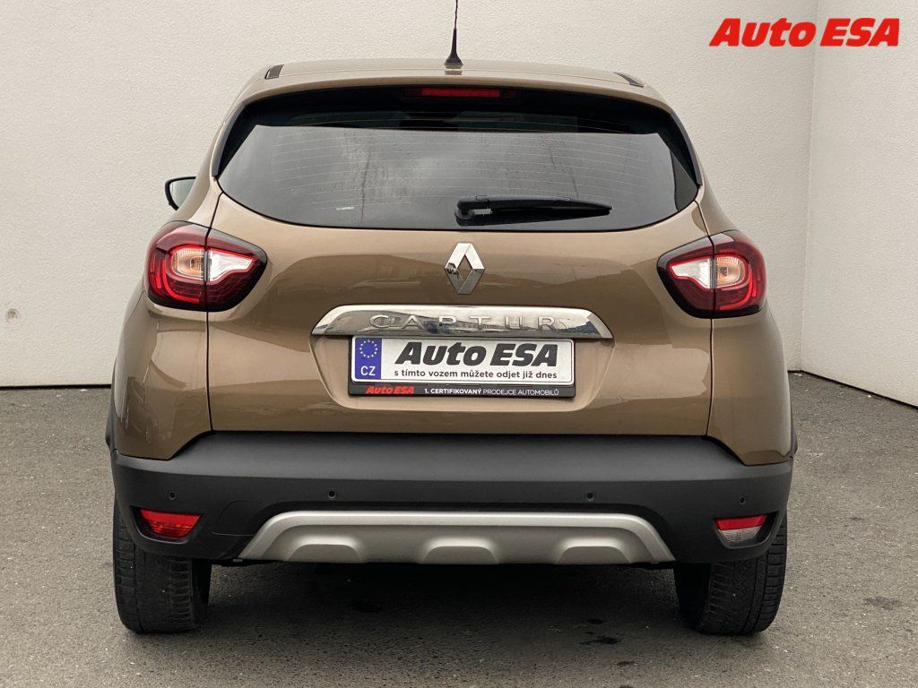 Renault Captur, 0.9 TCe,LED,AC,tempo - fotka 5