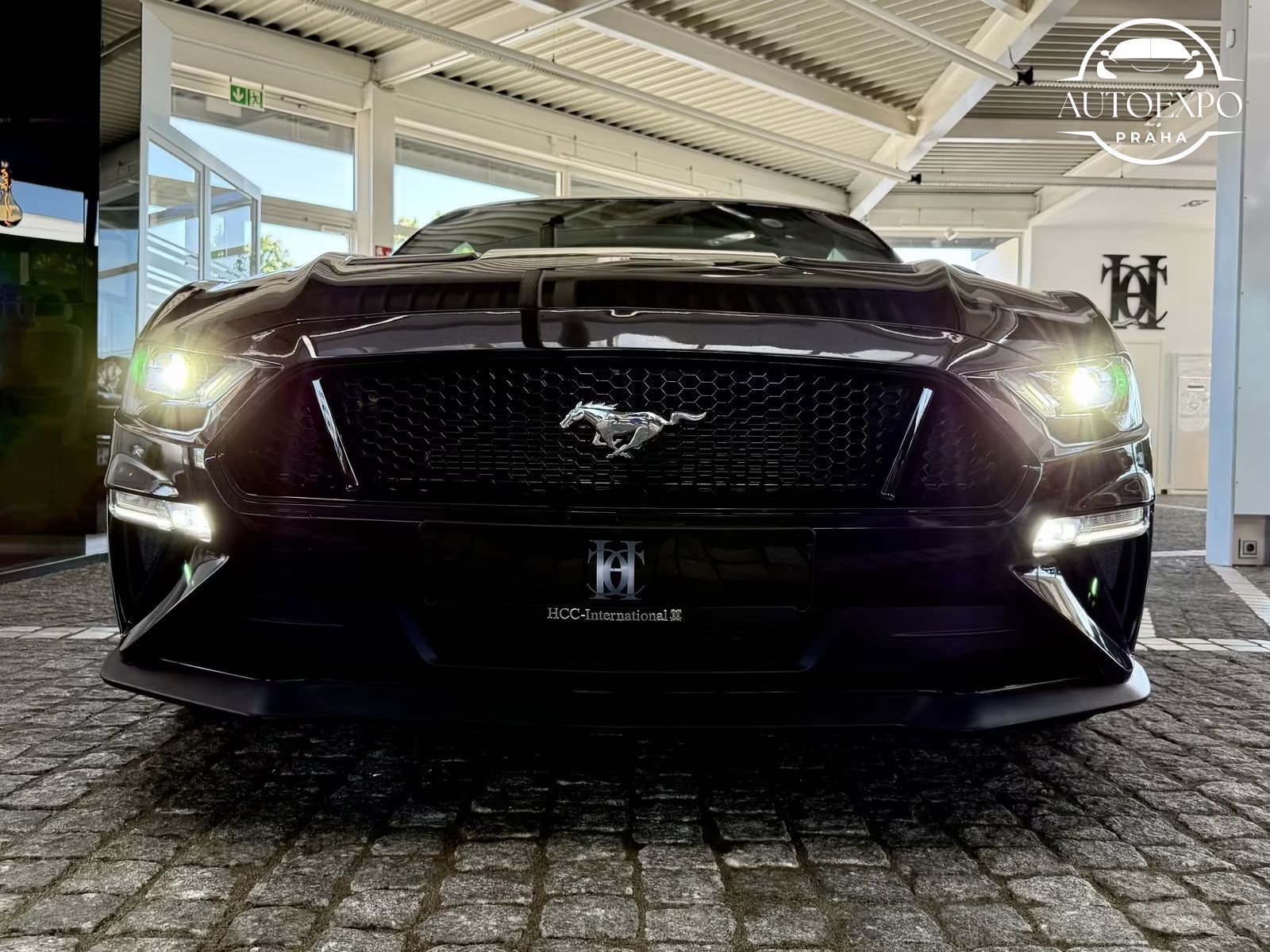 Ford Mustang, GT Fastback Automat - fotka 2