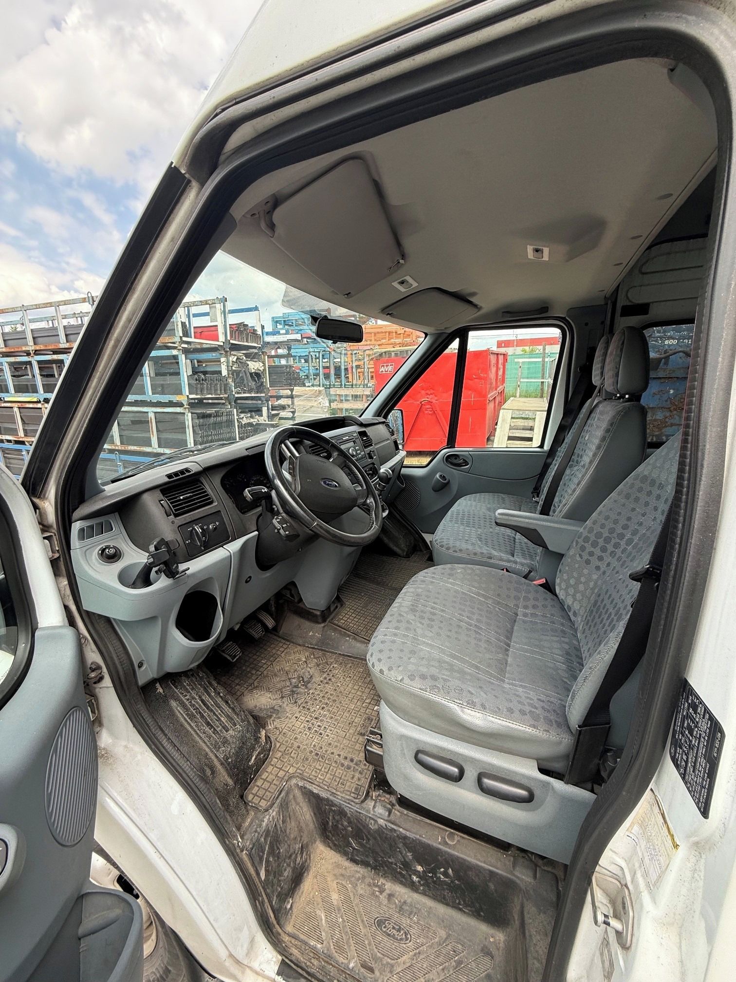 Ford Transit, Ford Transit 350 L - fotka 4