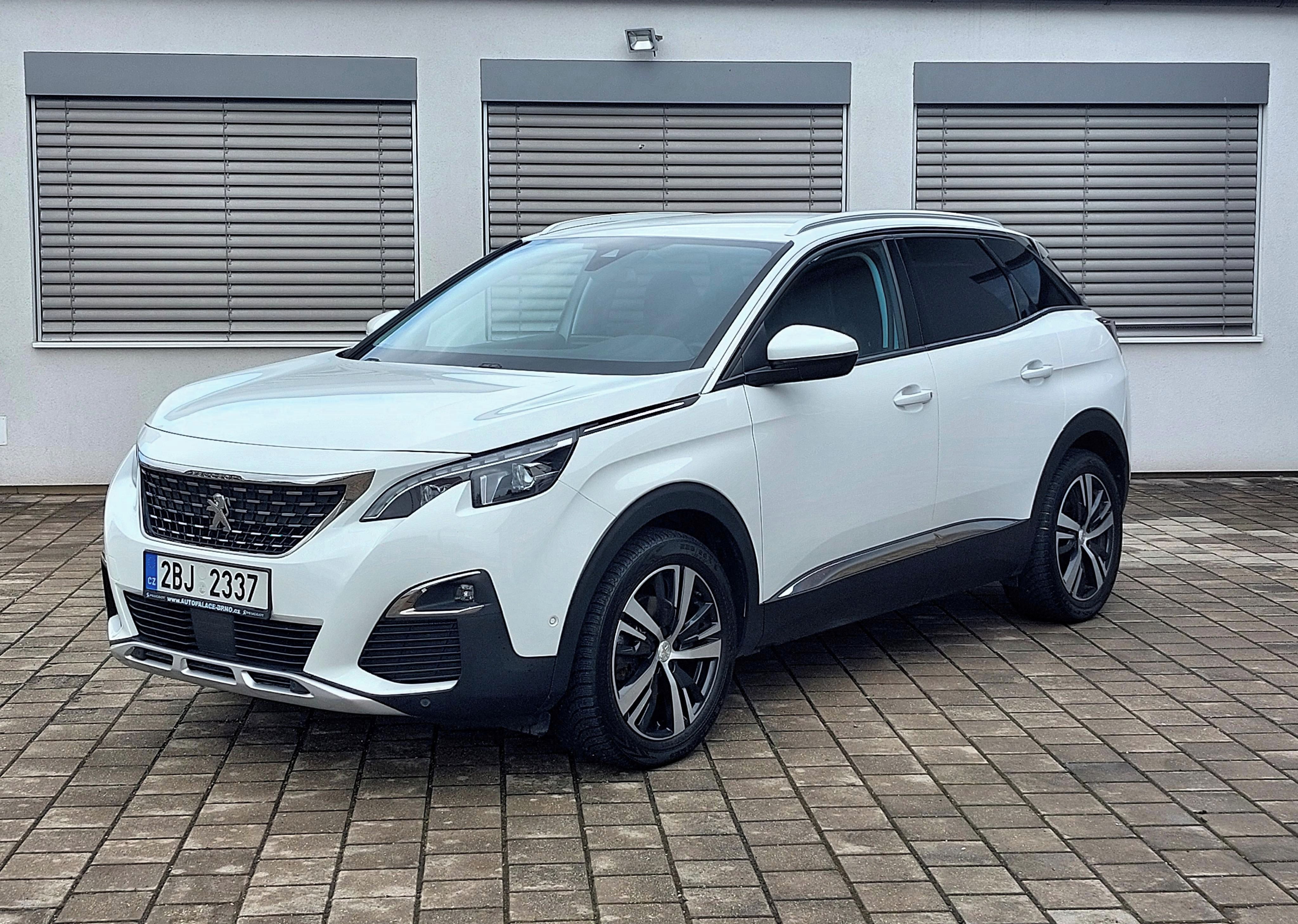 Peugeot 3008, 1.2 Allure PureTech 130, tažné