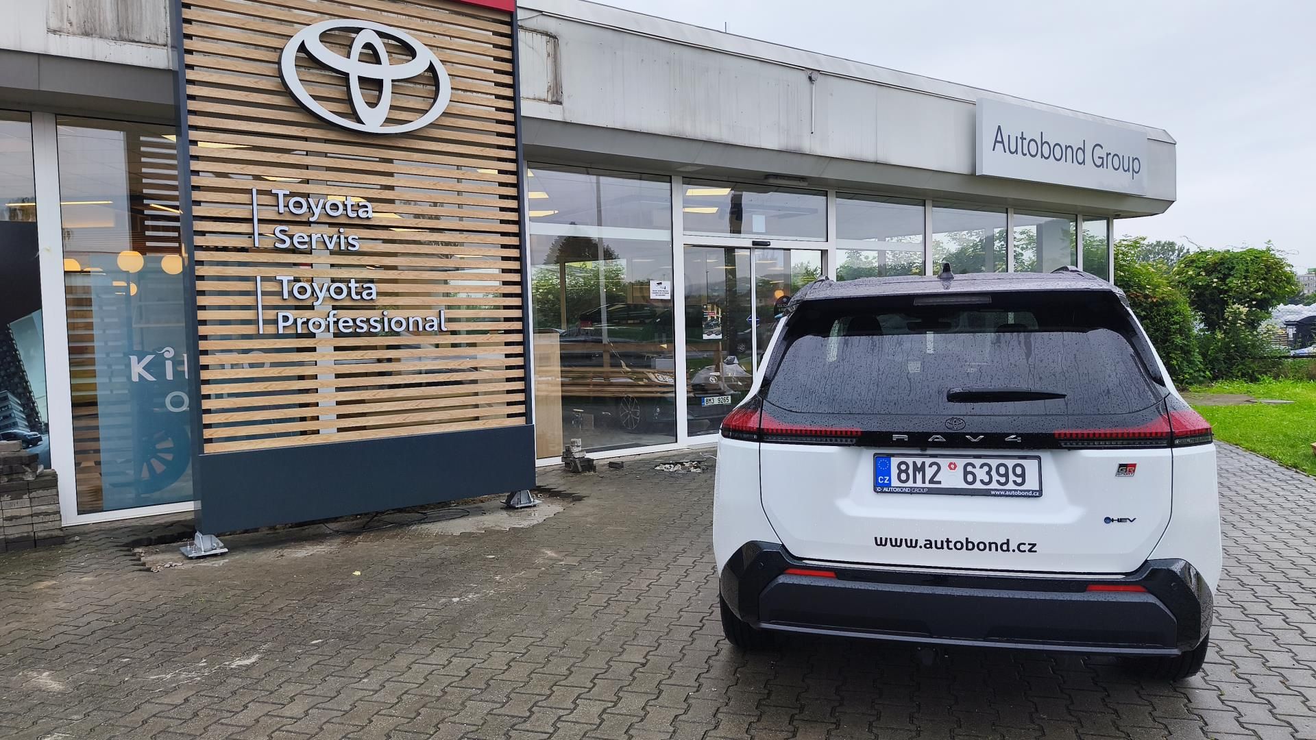 Toyota Rav4, 2.5 HEV 4X4 - GR SPORT - fotka 5