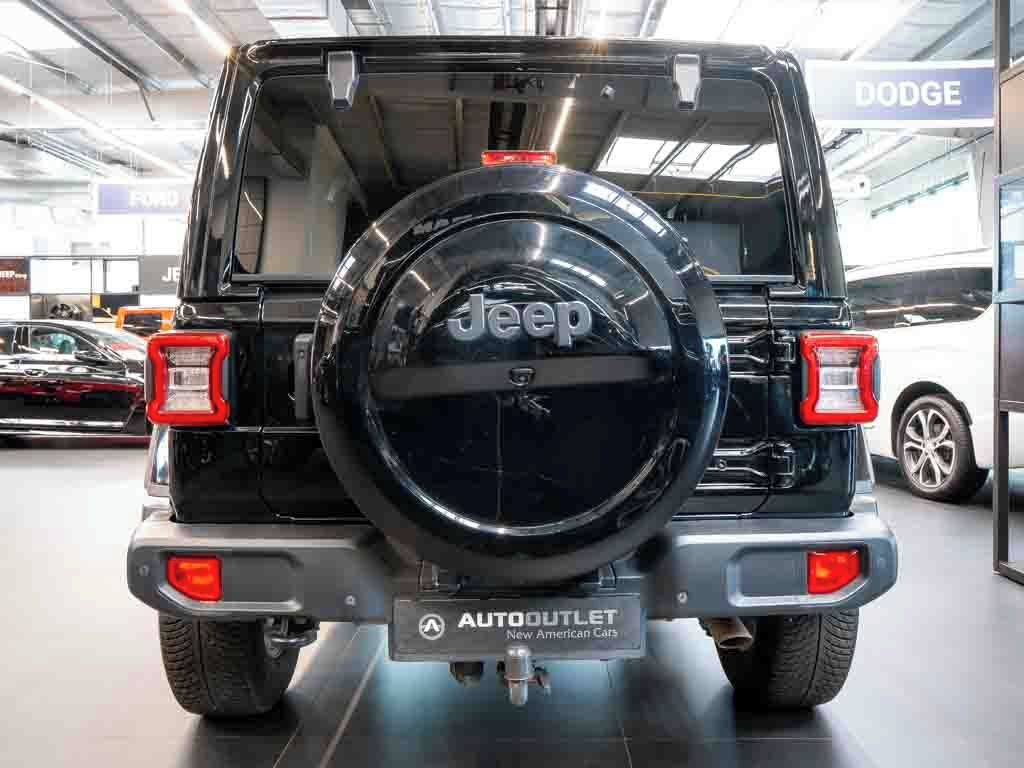 Jeep Wrangler, 2.0 Sahara Overland - fotka 4