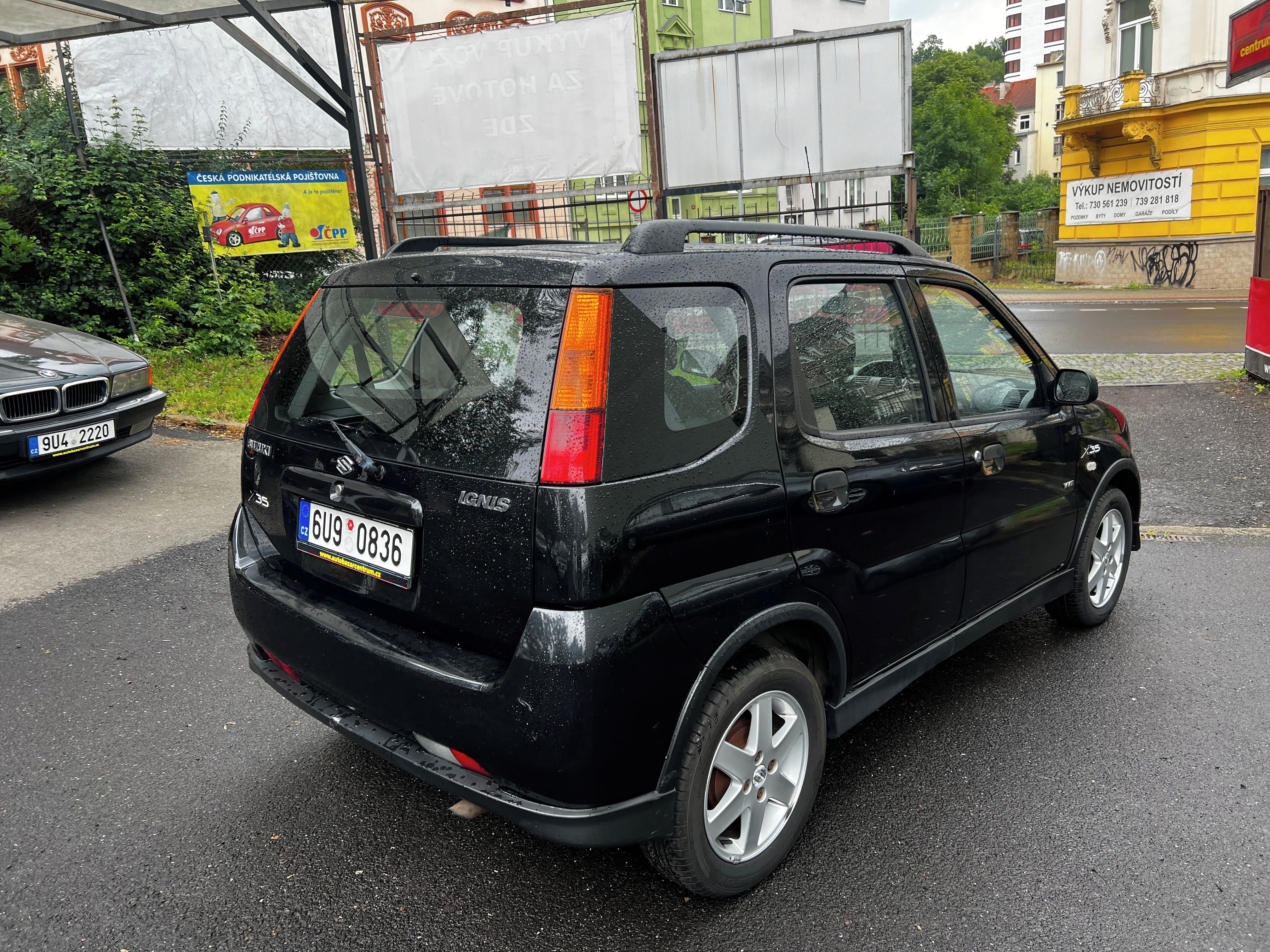 Suzuki Ignis, 1,5i 73 Kw, 140674 Km - fotka 3