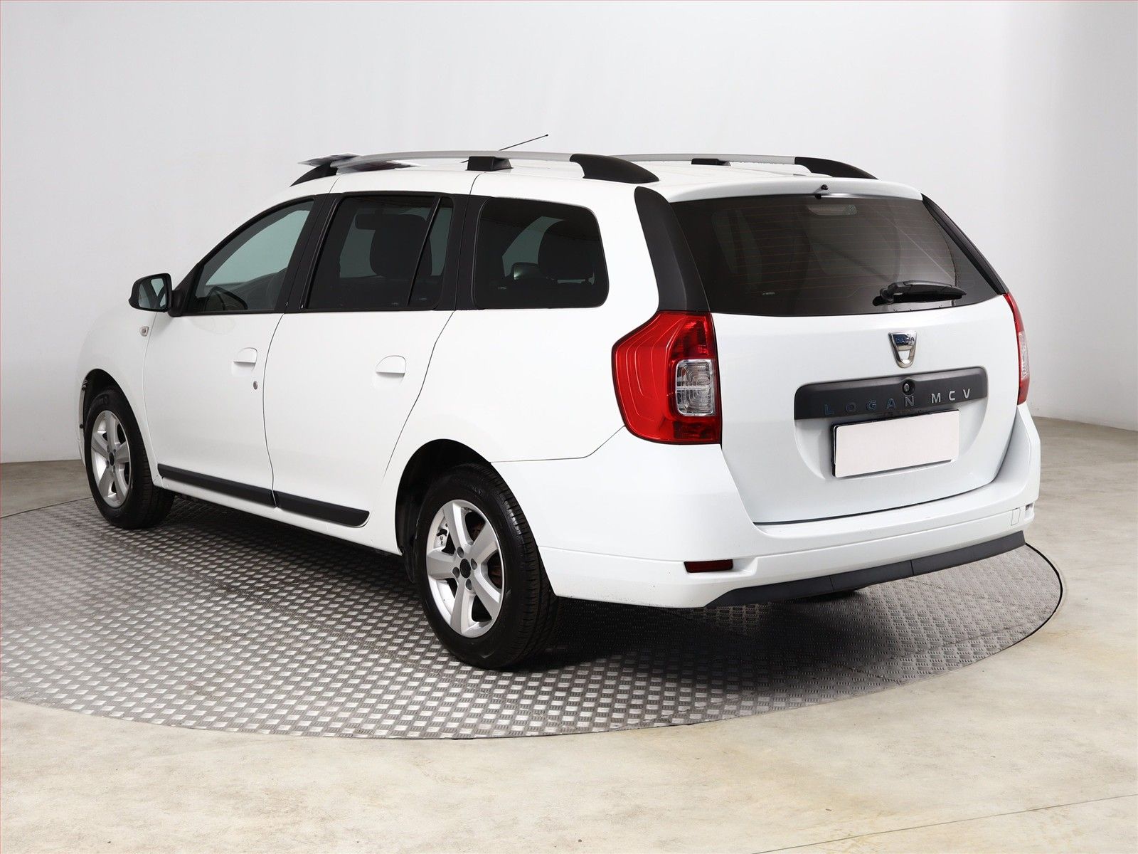 Dacia Logan, 1.0 SCe, ČR,1.maj, Klima - fotka 4