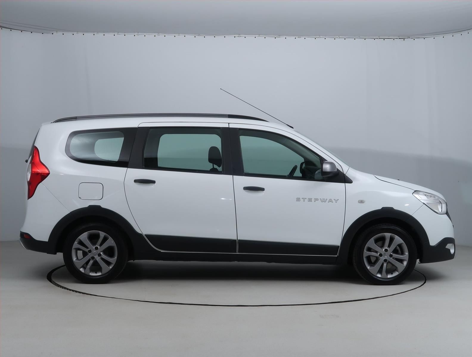 Dacia Lodgy, 1.2 TCe, Serv.kniha, Tempomat - fotka 6