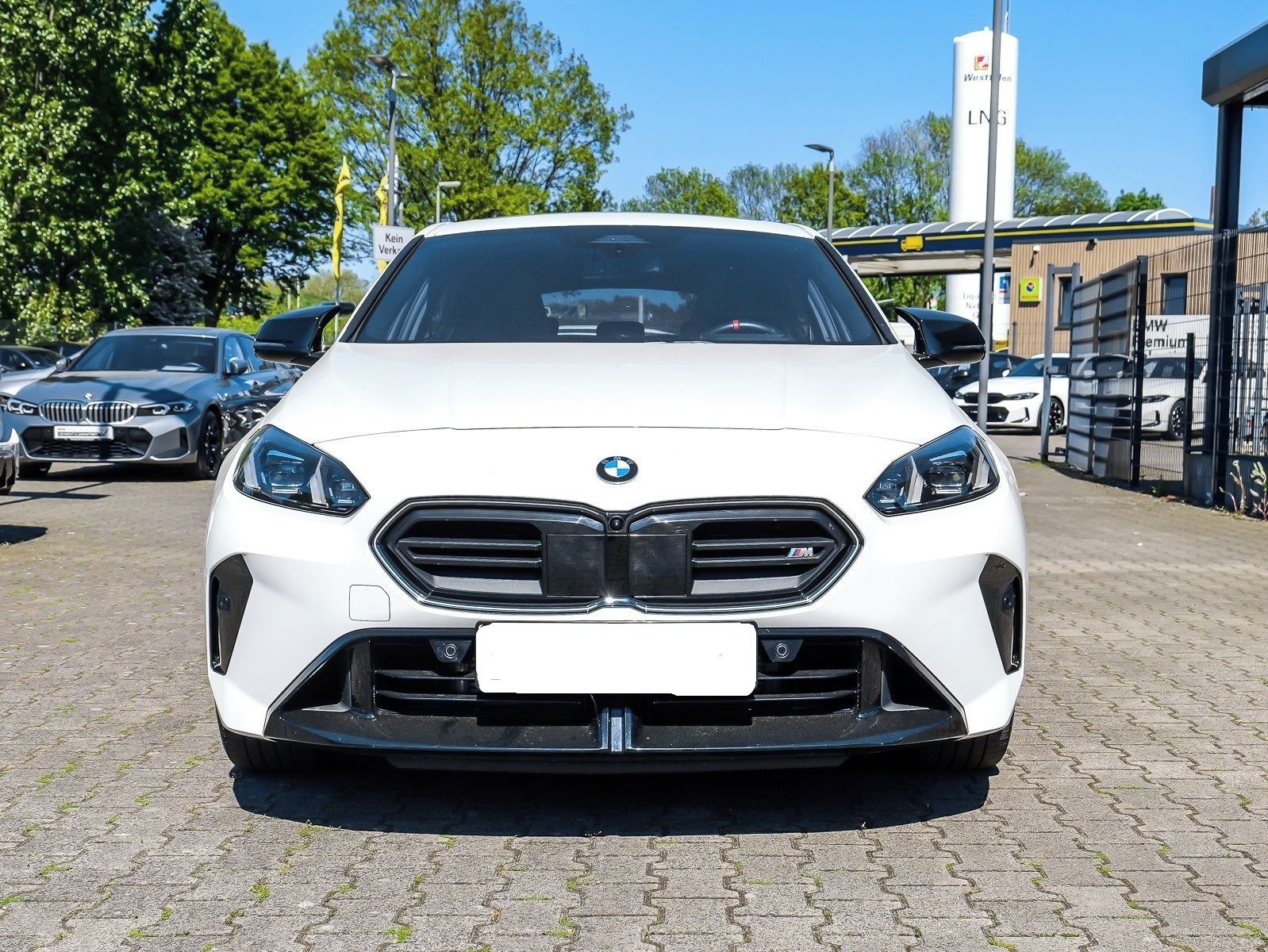 BMW Řada 1, M135 xDrive M Sport Pro Pano H - fotka 5