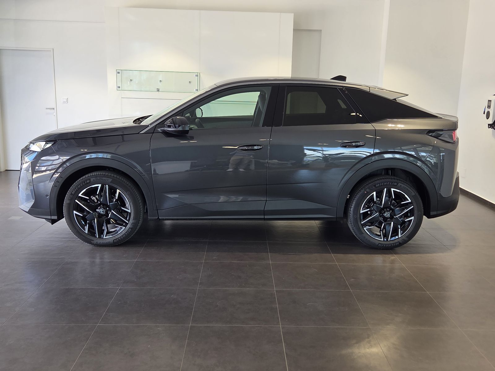 Peugeot 3008, ALLURE Hybrid 145 e-DCS6 - fotka 3