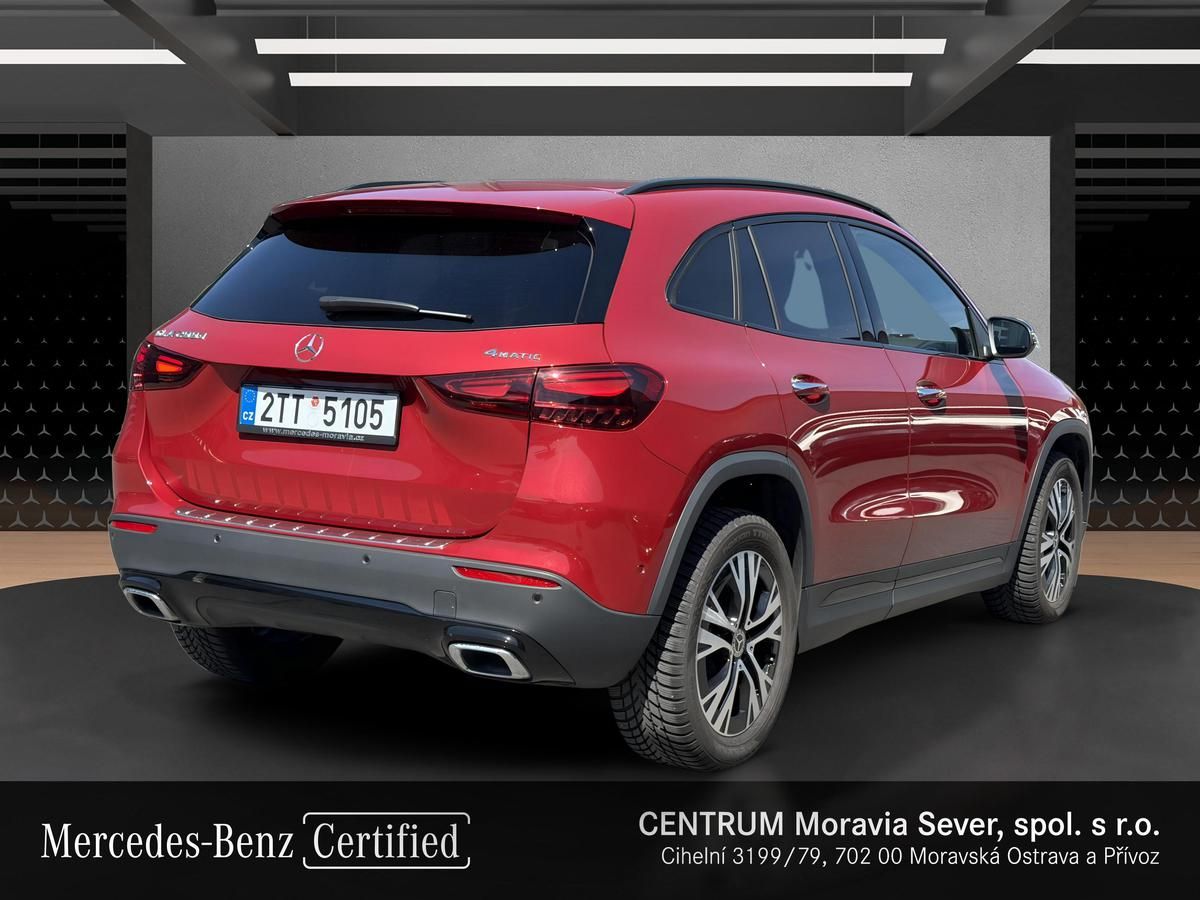 Mercedes-Benz GLA, 200d 4M - fotka 5