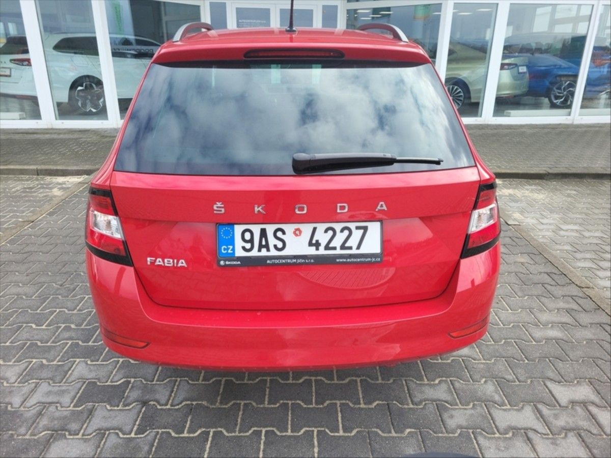 Škoda Fabia, 1,0 TSi Combi - fotka 5