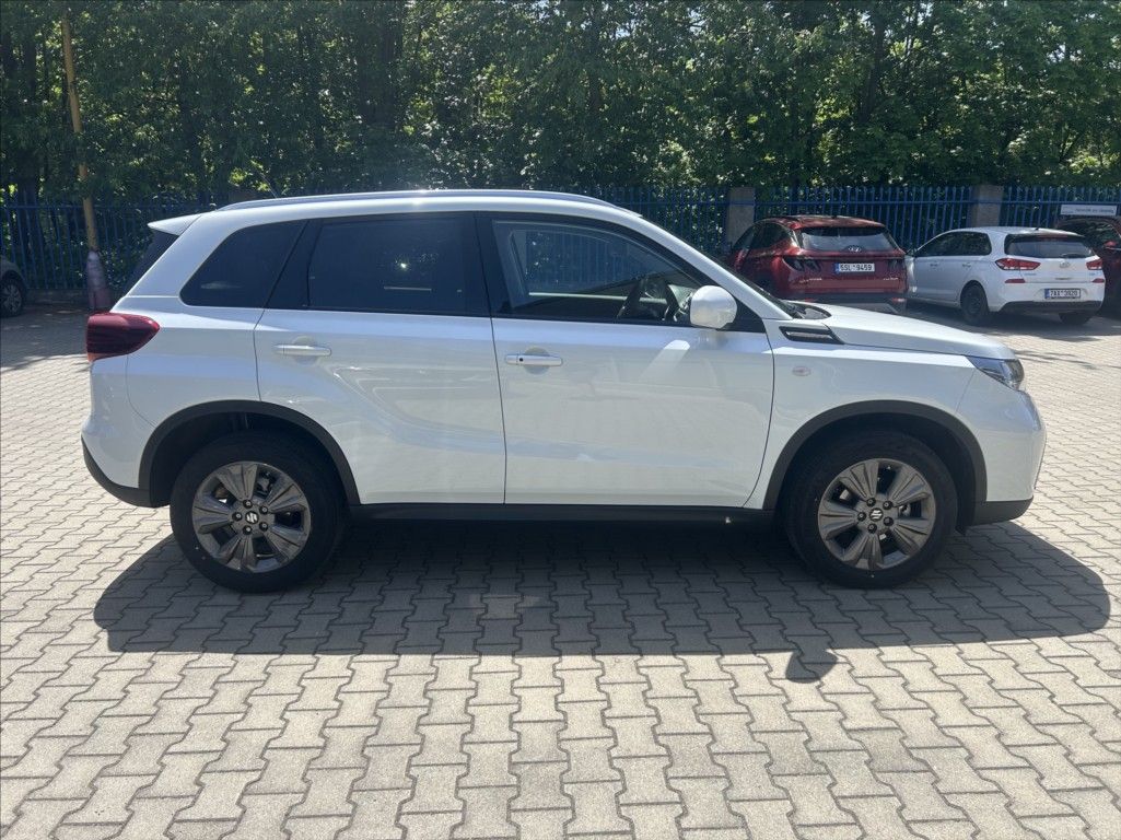 Suzuki Vitara, 1,5 Hybrid, Premium, Automat, - fotka 3