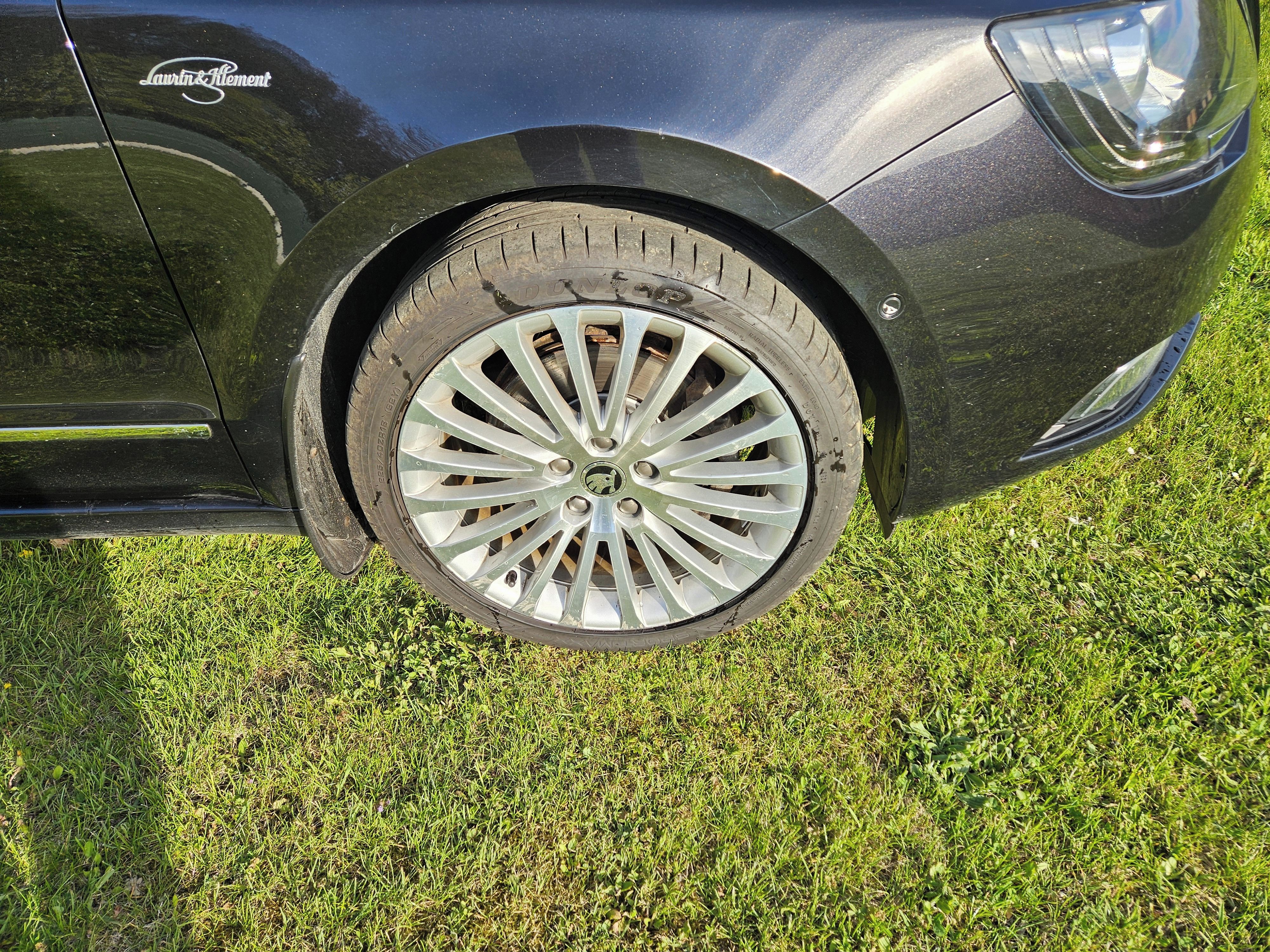 Škoda Superb, Škoda Superb 2.0 125kw 4x4 L&K - fotka 5