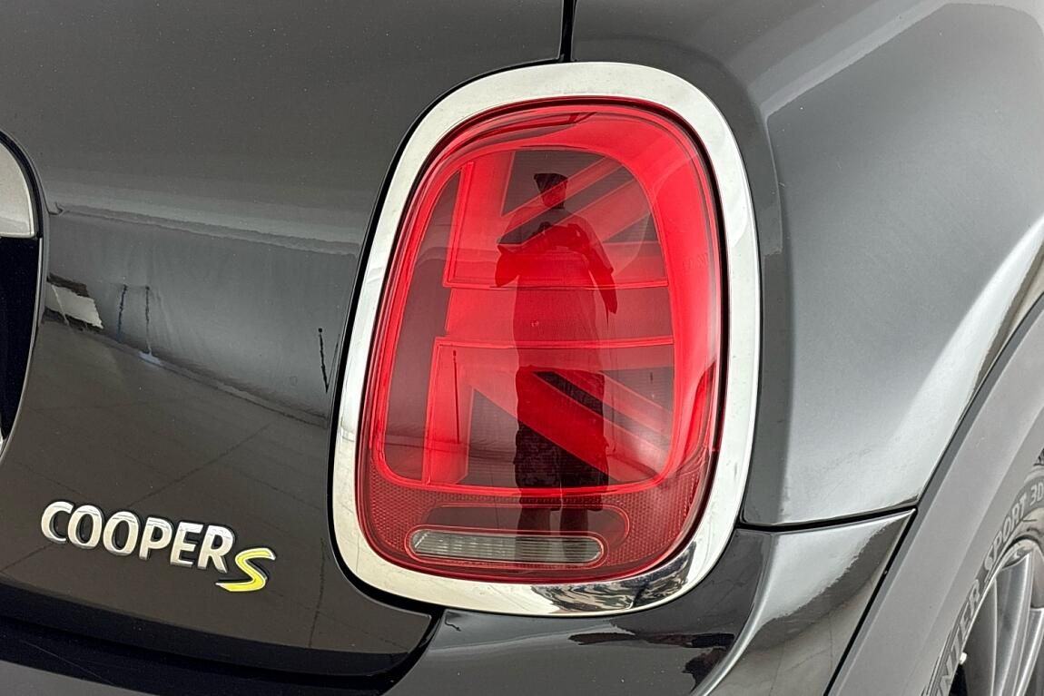 Mini, Cooper SE 3dvéř. - fotka 5