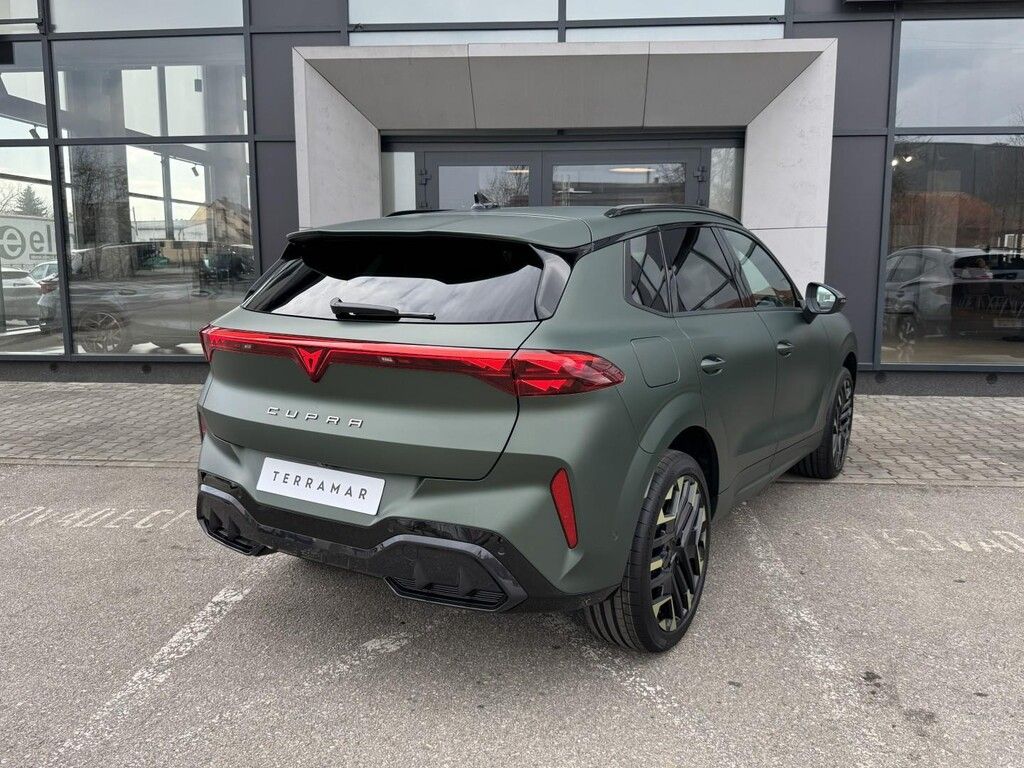 Cupra Terramar, 2.0TSI 195kW DSG 4WD - fotka 2
