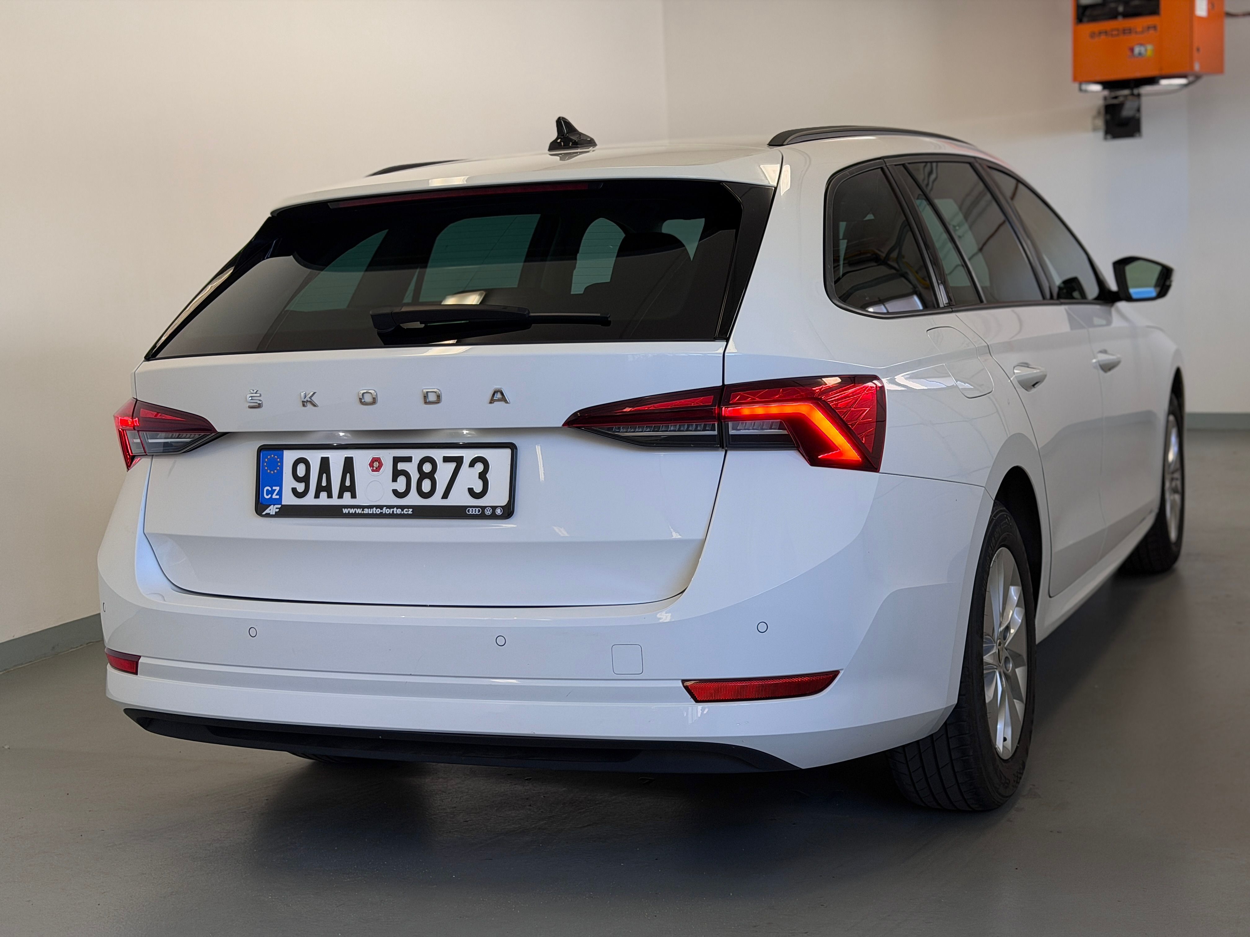 Škoda Octavia, IV combi 2,0 TDI 85kW - fotka 5