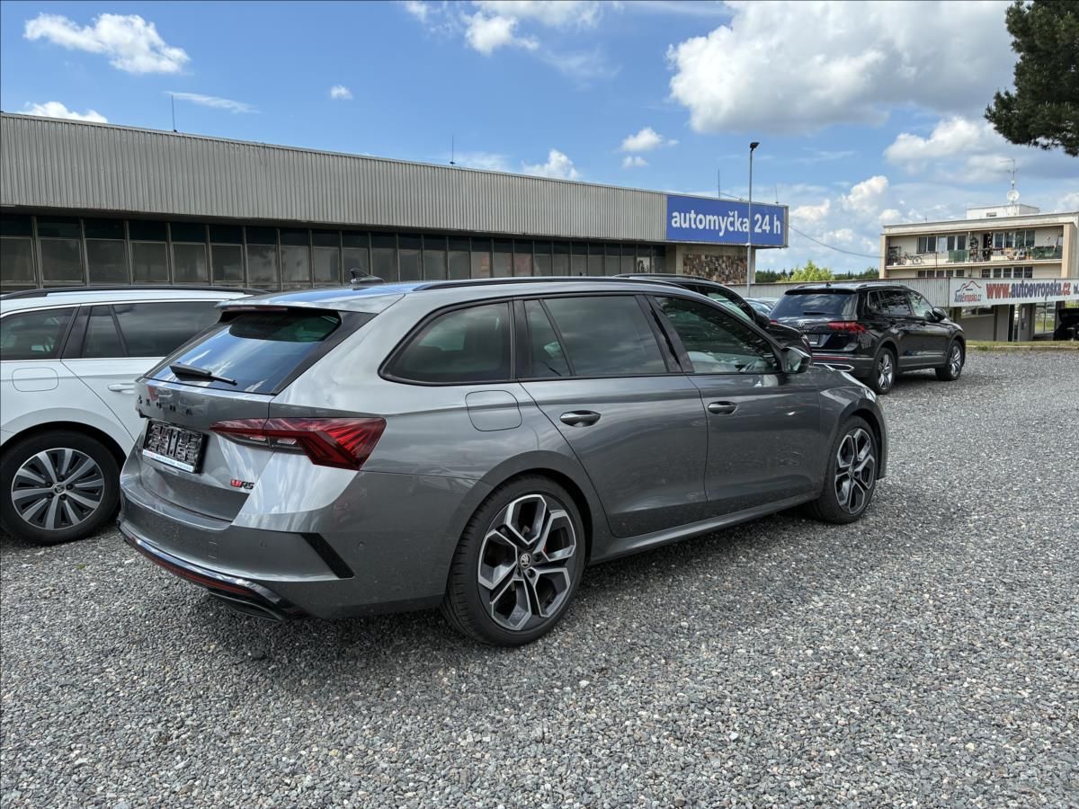 Škoda Octavia, 2,0 RS,PANORAMA,TAŽNÉ,KŮŽE - fotka 5