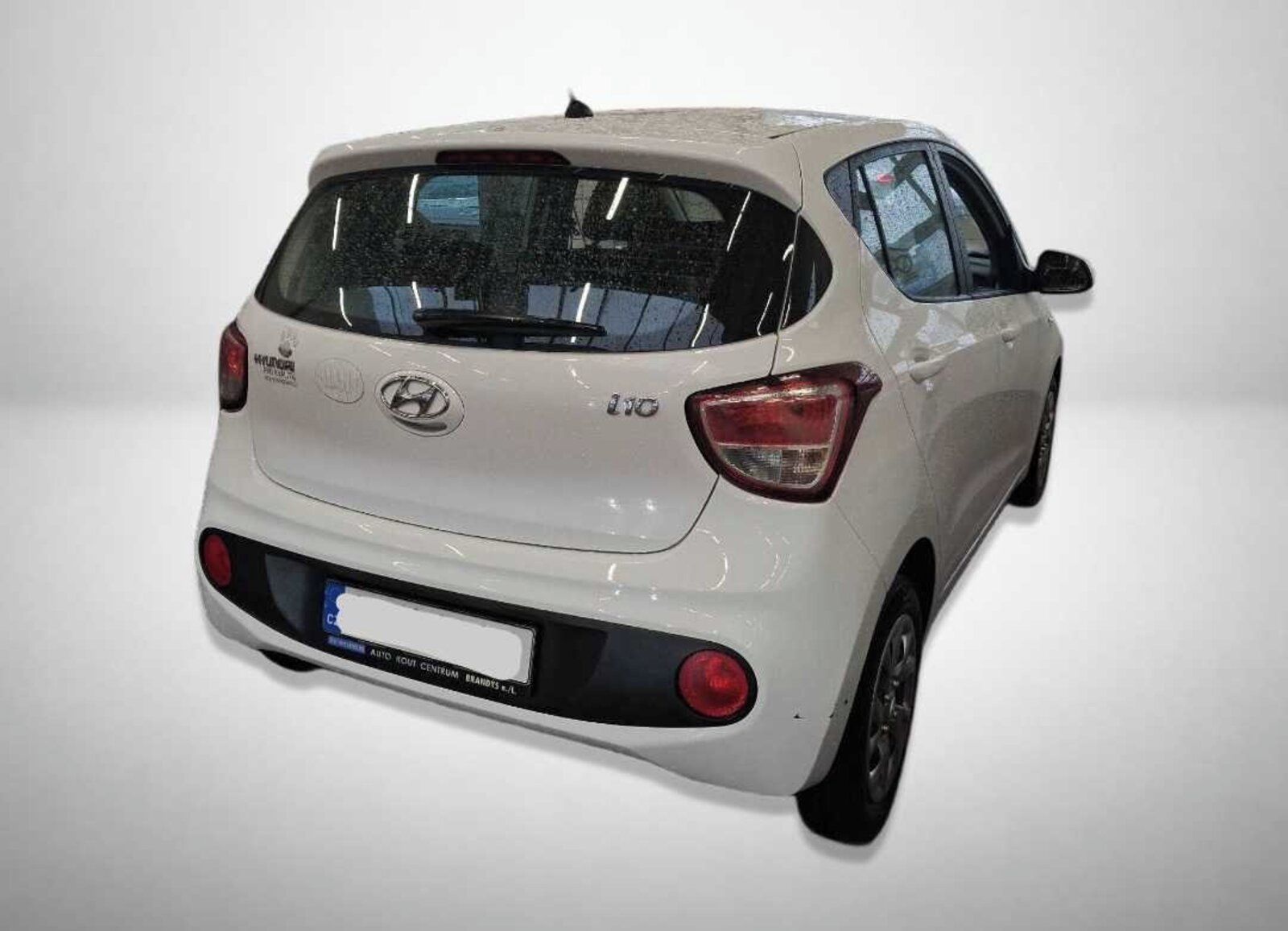 Hyundai i10, 1.0, ČR,1.maj, Serv.kniha - fotka 2
