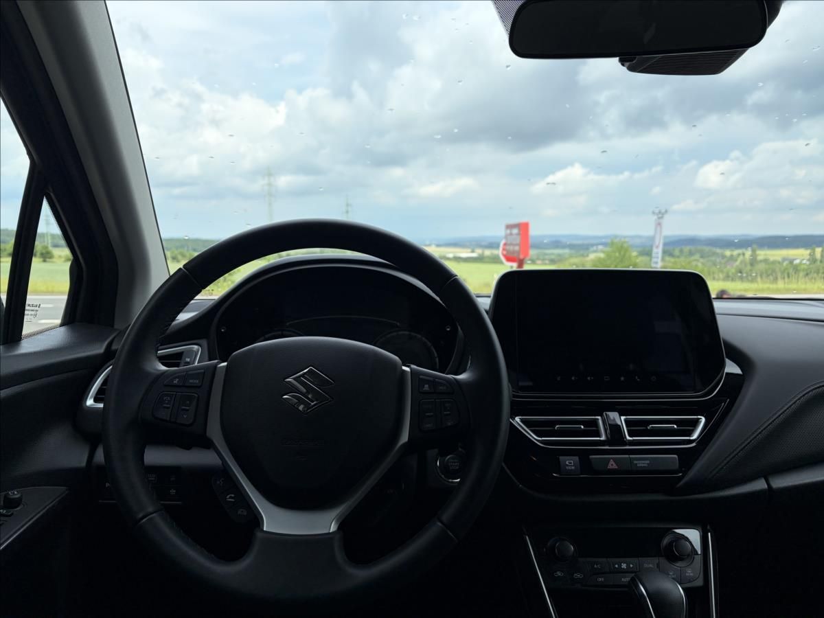 Suzuki SX4, 1,5 AT Elegance - fotka 5