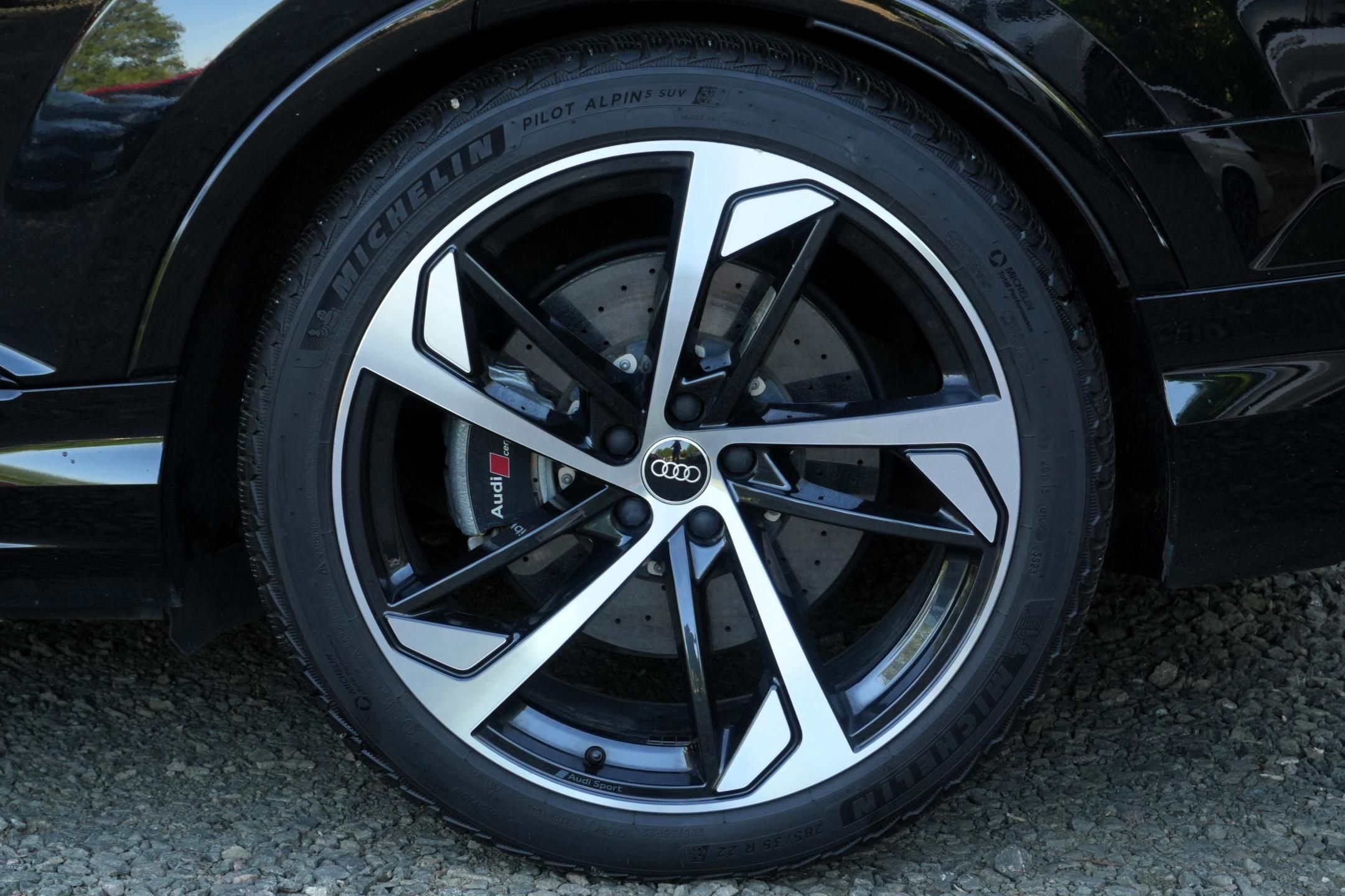 Audi SQ7, 4.0 TFSI, Ceramic, 7 míst, B&O - fotka 5