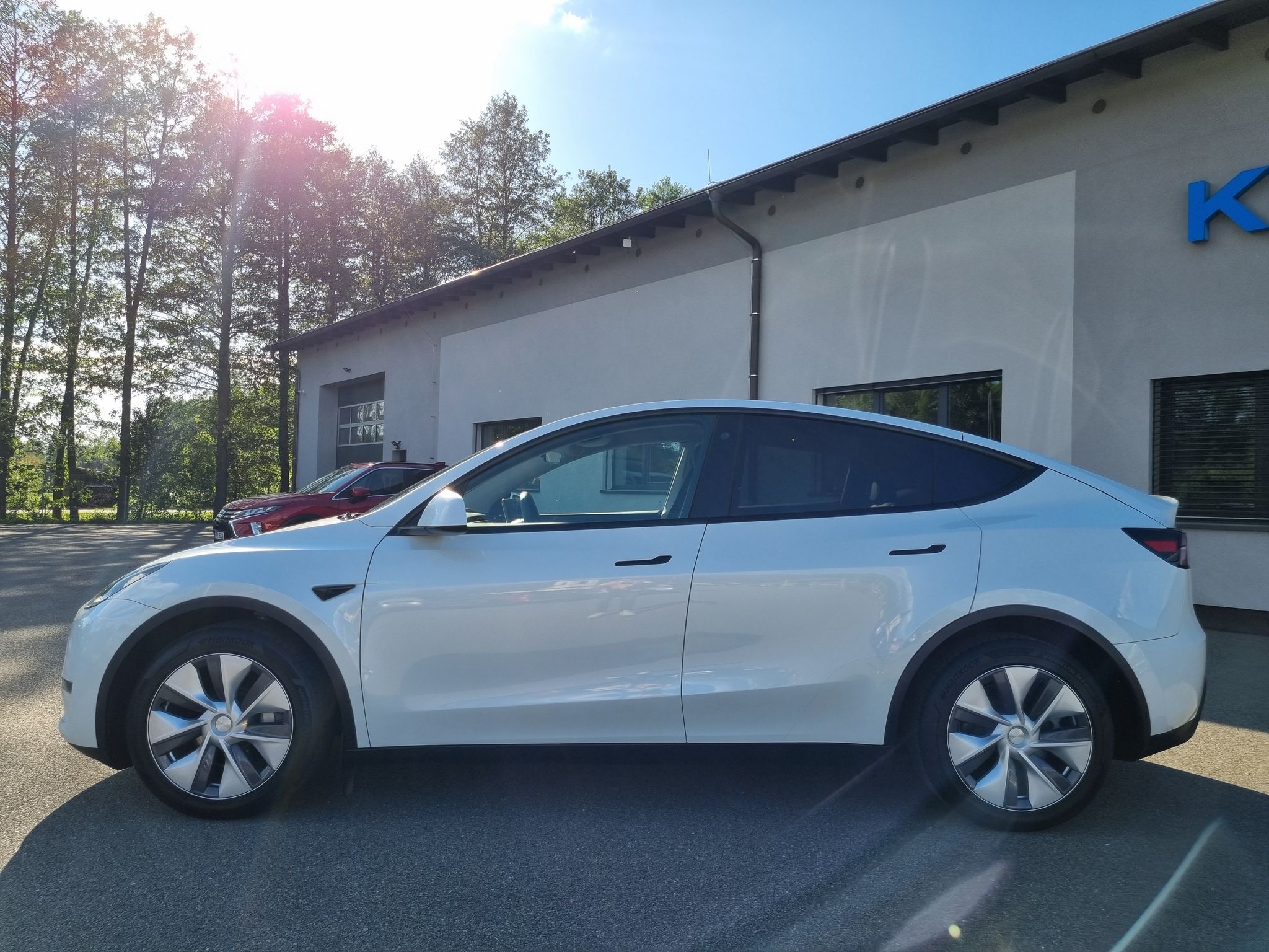 Tesla Model Y, Long Range 4x4, Ryzen - fotka 2