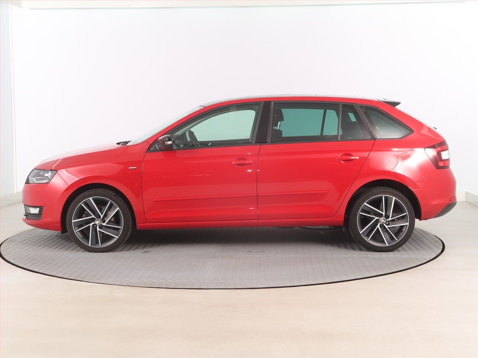 Škoda Rapid, 1.0 TSI, Automat, Navi - fotka 3
