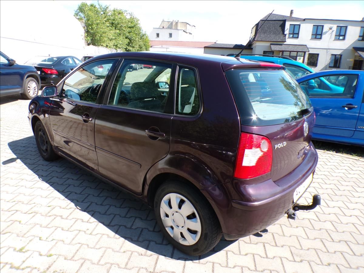 Volkswagen Polo, 1,2 i  KLIMA,TAŽNÉ ZAŘÍZENÍ - fotka 4