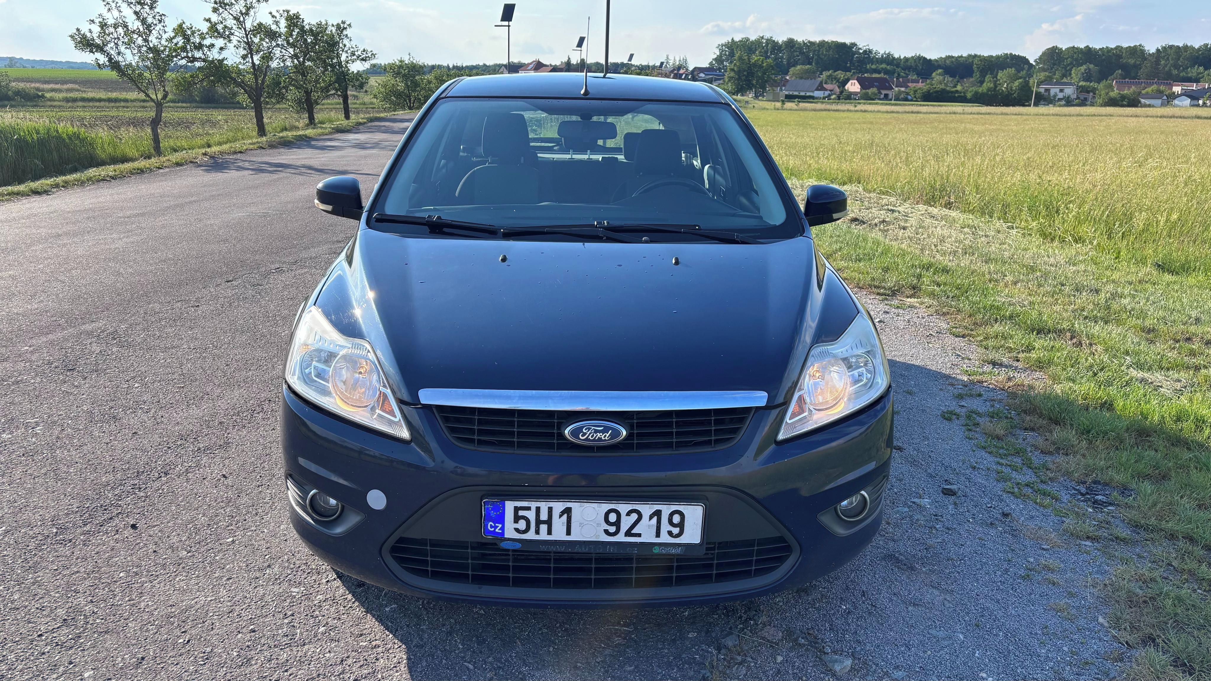 Ford Focus, Focus 1.6 D, 2.majitel + pneu - fotka 2