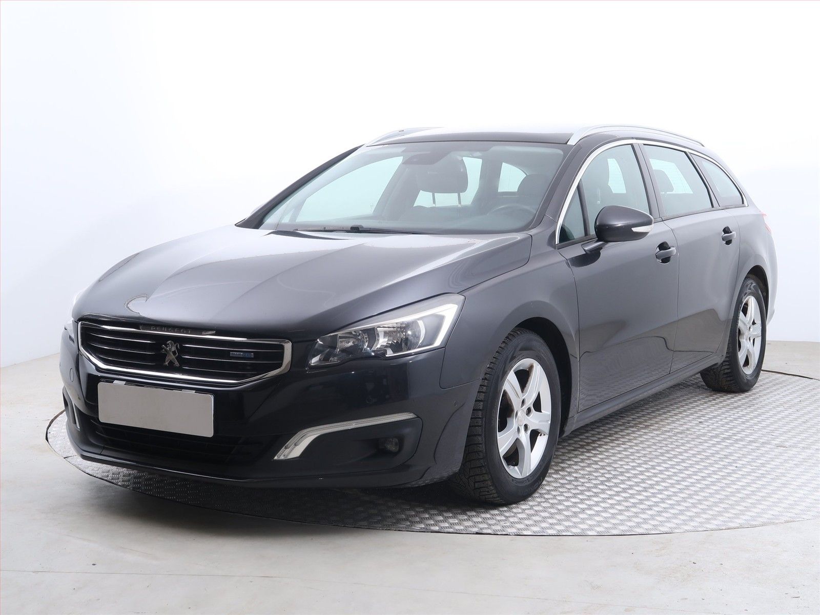 Peugeot 508, 2.0 BlueHDi, Navi - fotka 2