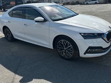 2,0 TDI DSG style Plus,,Matrix