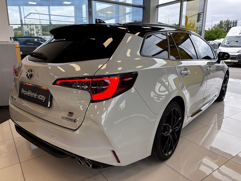 Toyota Corolla, 2.0HEV 112kW 2020 - fotka 6