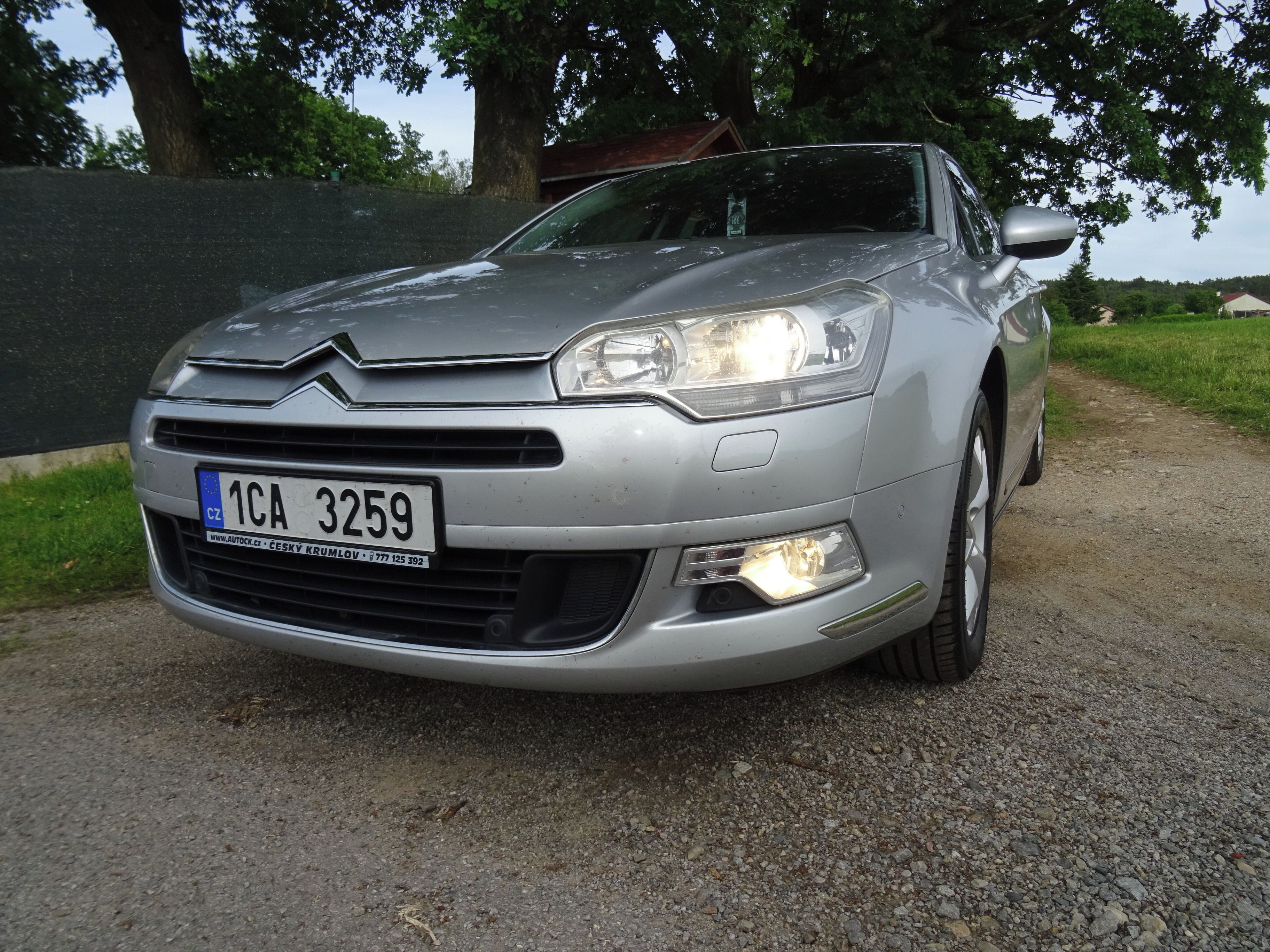 Citroën C5, 1,6HDi 2x kola,tažné,pěkná výb