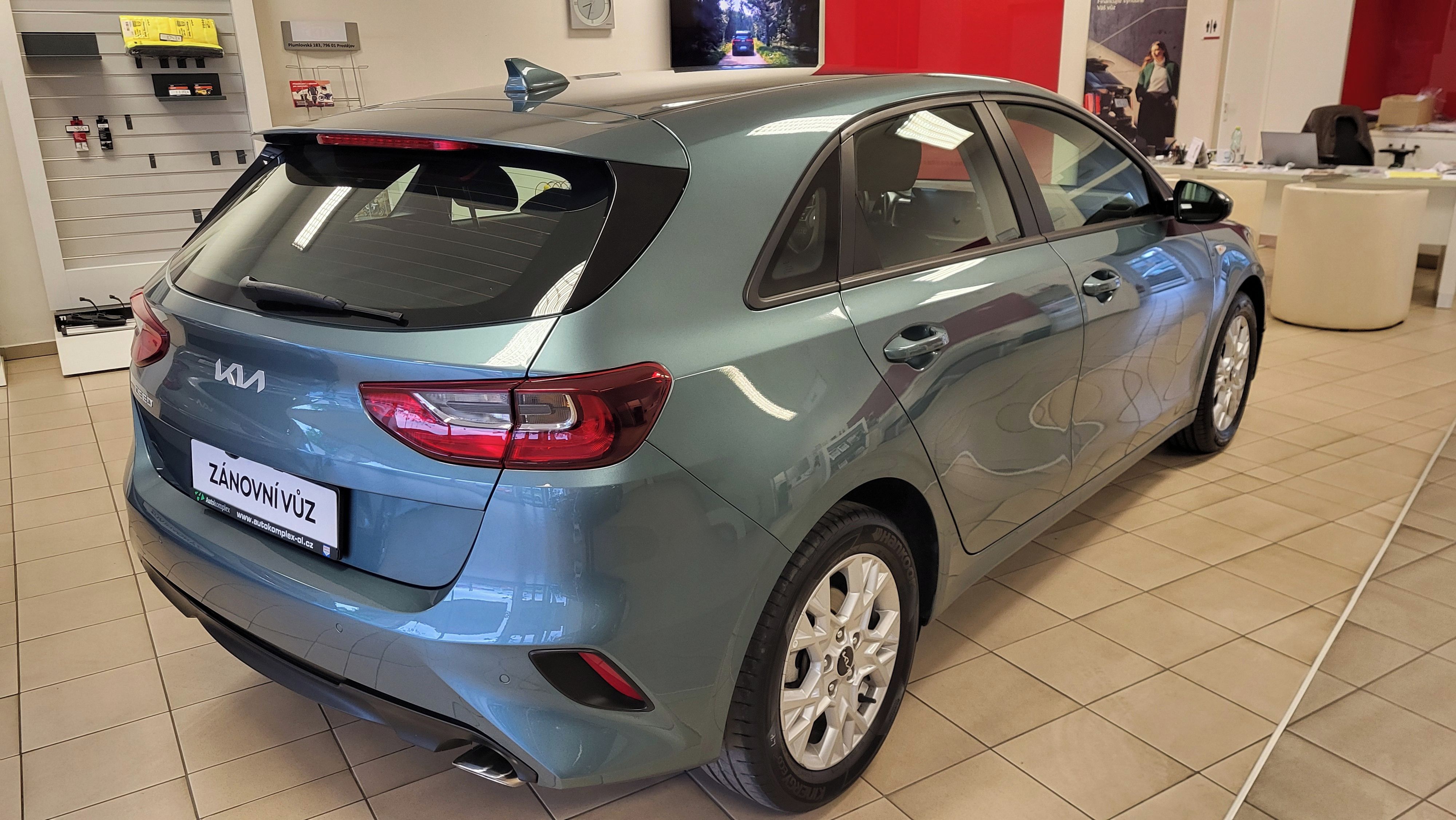 Kia Cee´d, Kia Ceed 5HB 1,0 T-GDI SPIN - fotka 3