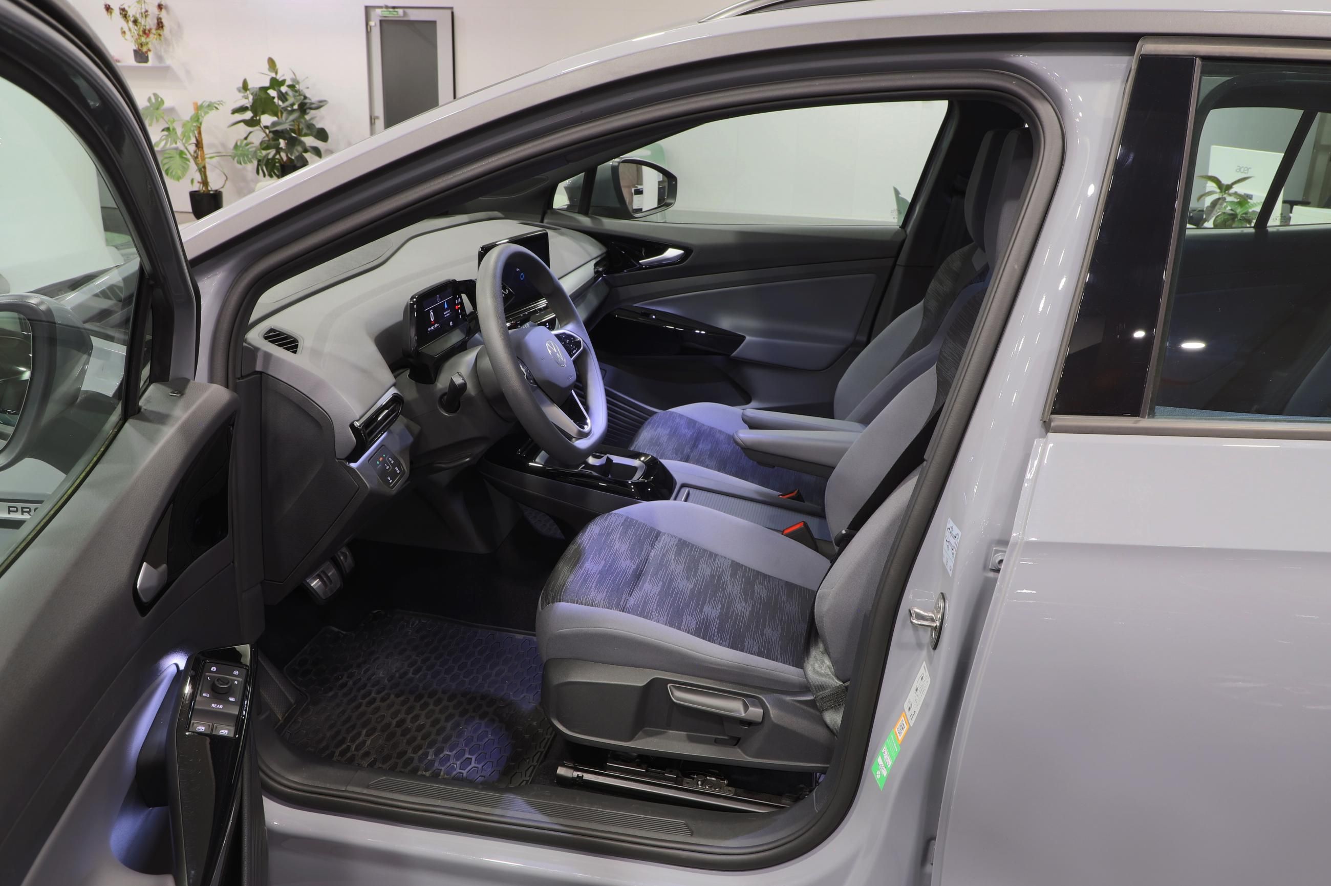 Volkswagen ID.4, ID.4 Pro 150kW / ALU 19'' - fotka 6