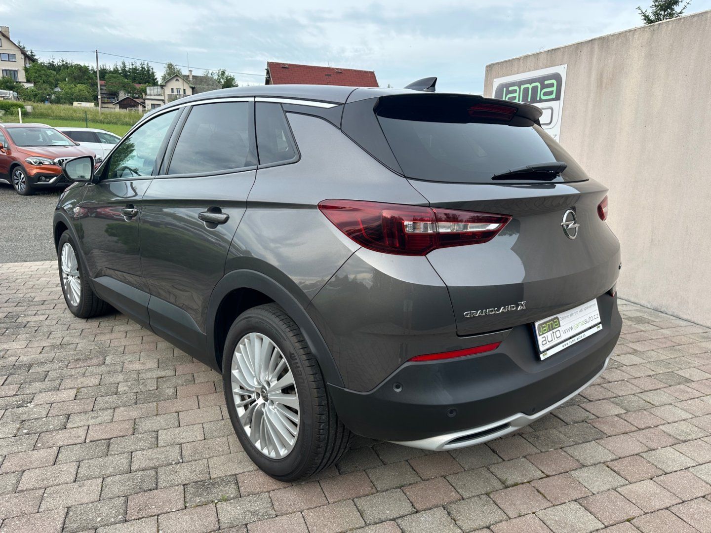 Opel Grandland X, 1,2Turbo 96kW 1.MAJITEL - fotka 6