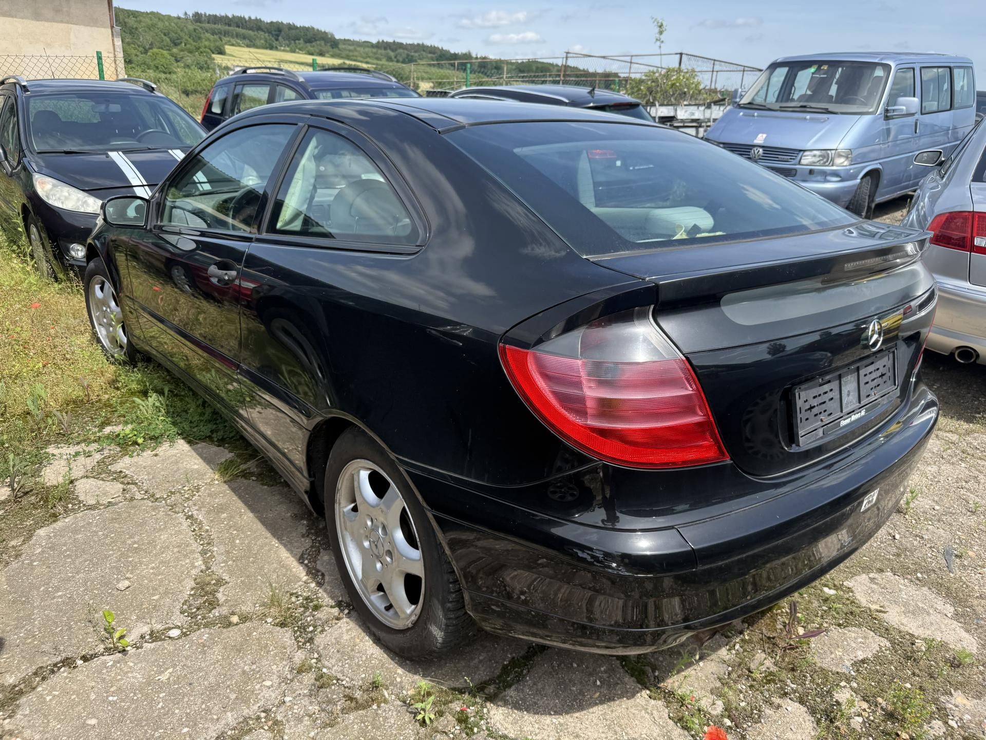 Mercedes-Benz Třídy C, 2.0 95kw - fotka 4