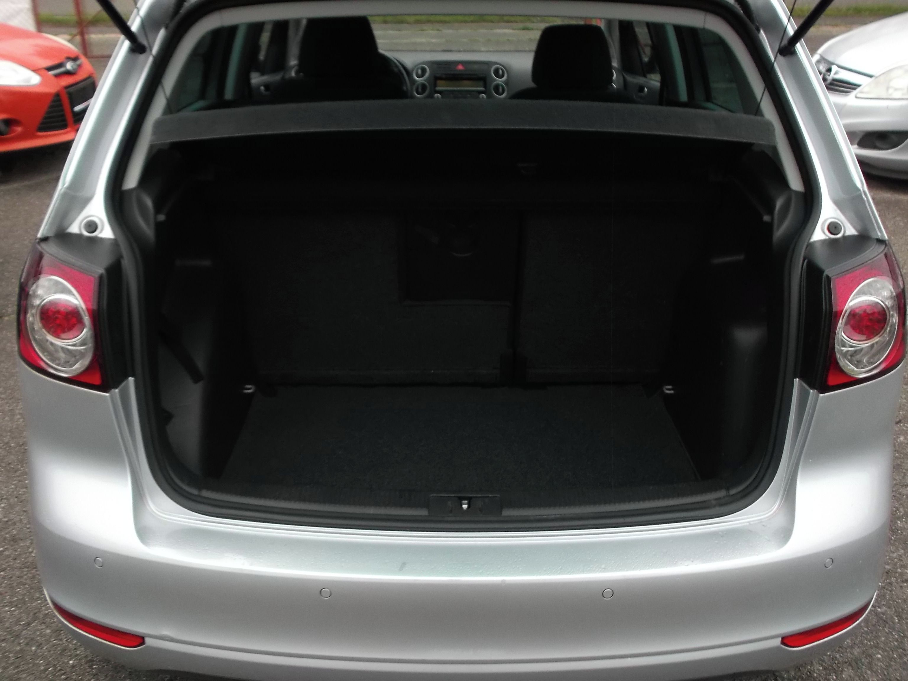 Volkswagen Golf Plus, 1,4 16V STYLE,vyhř.se,PDC,temp - fotka 6