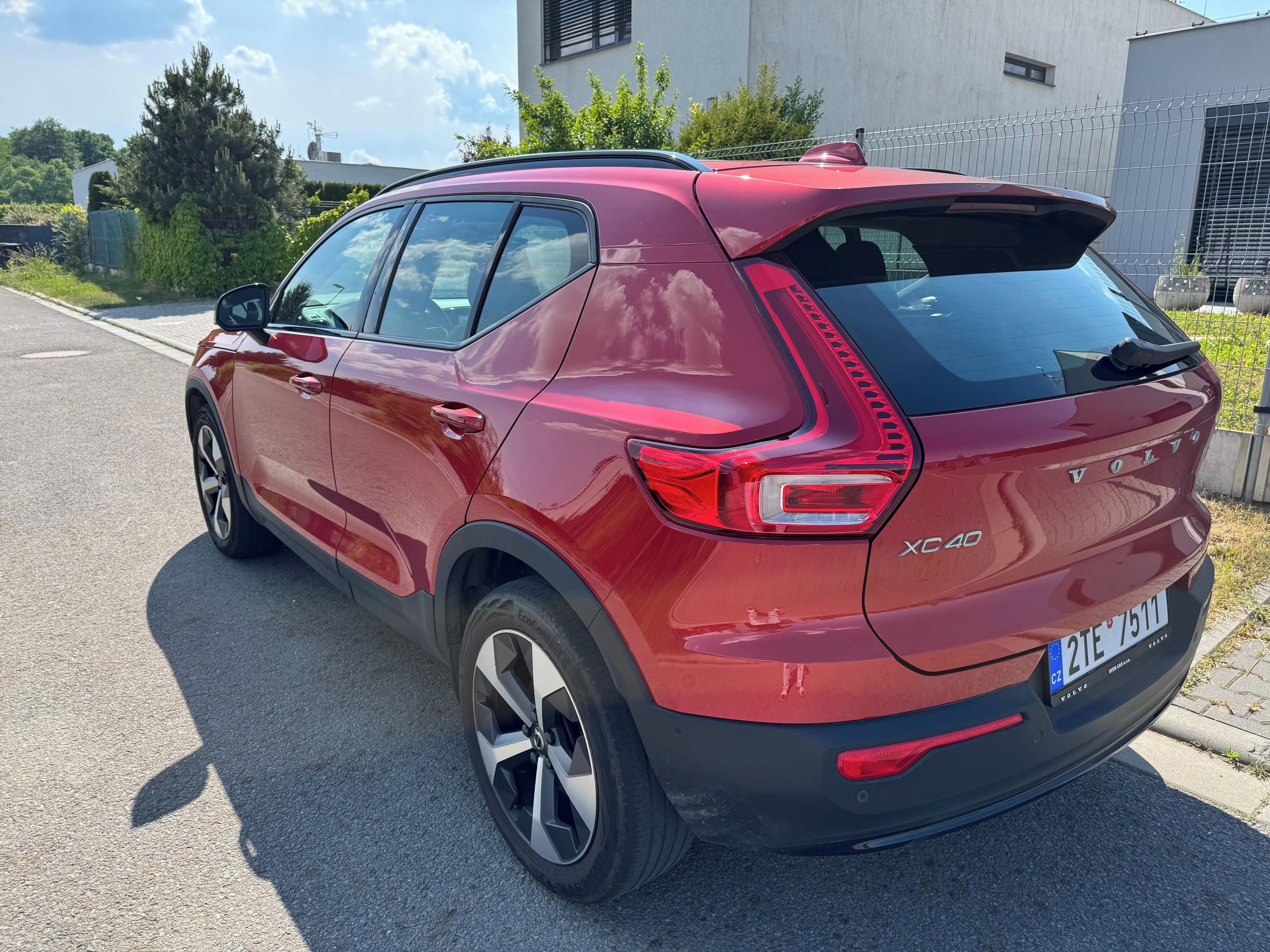 Volvo XC40, B4 Ultra - fotka 3