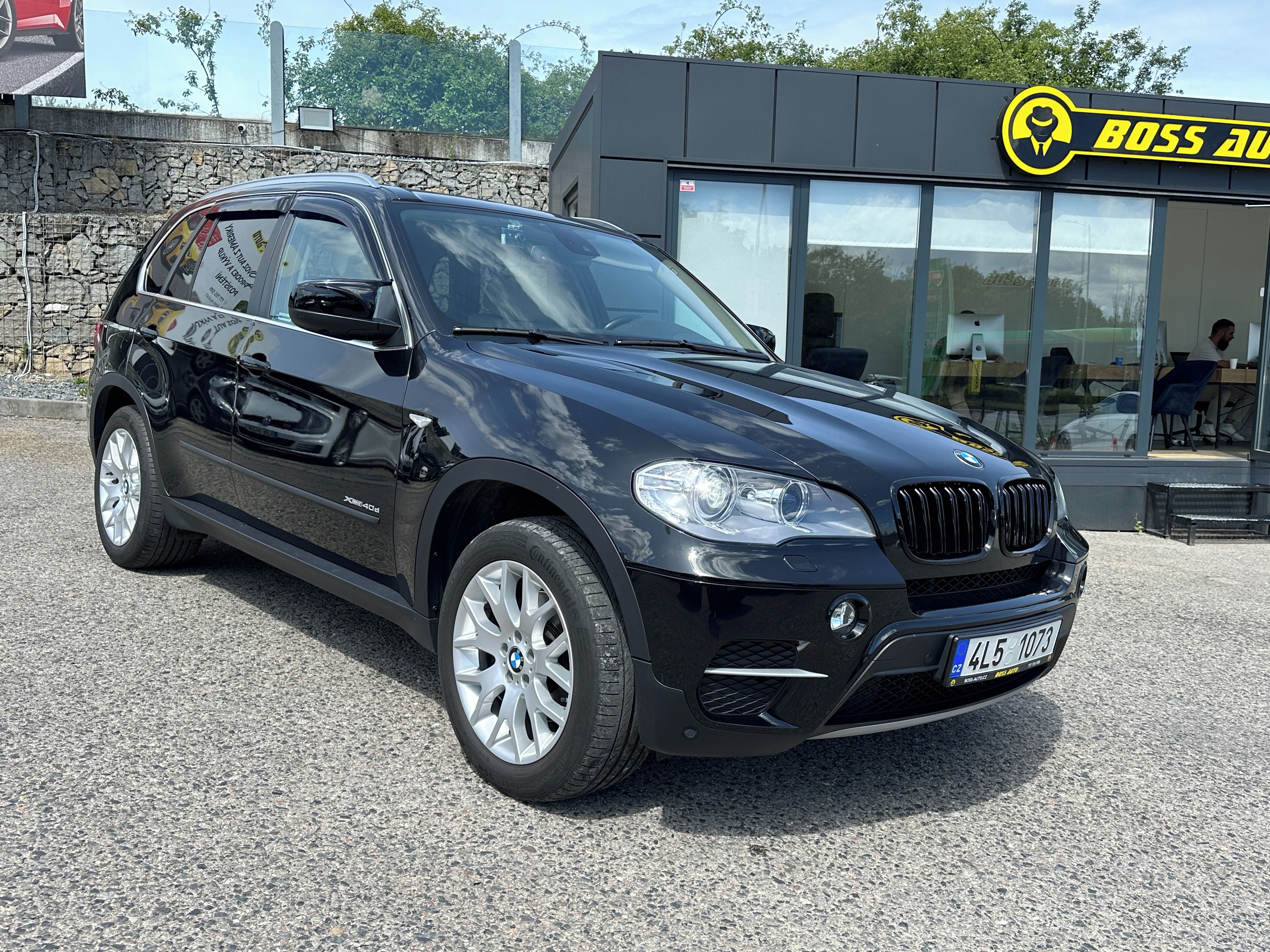 BMW X5, BMW X5 xDrive40d 2011 - fotka 2